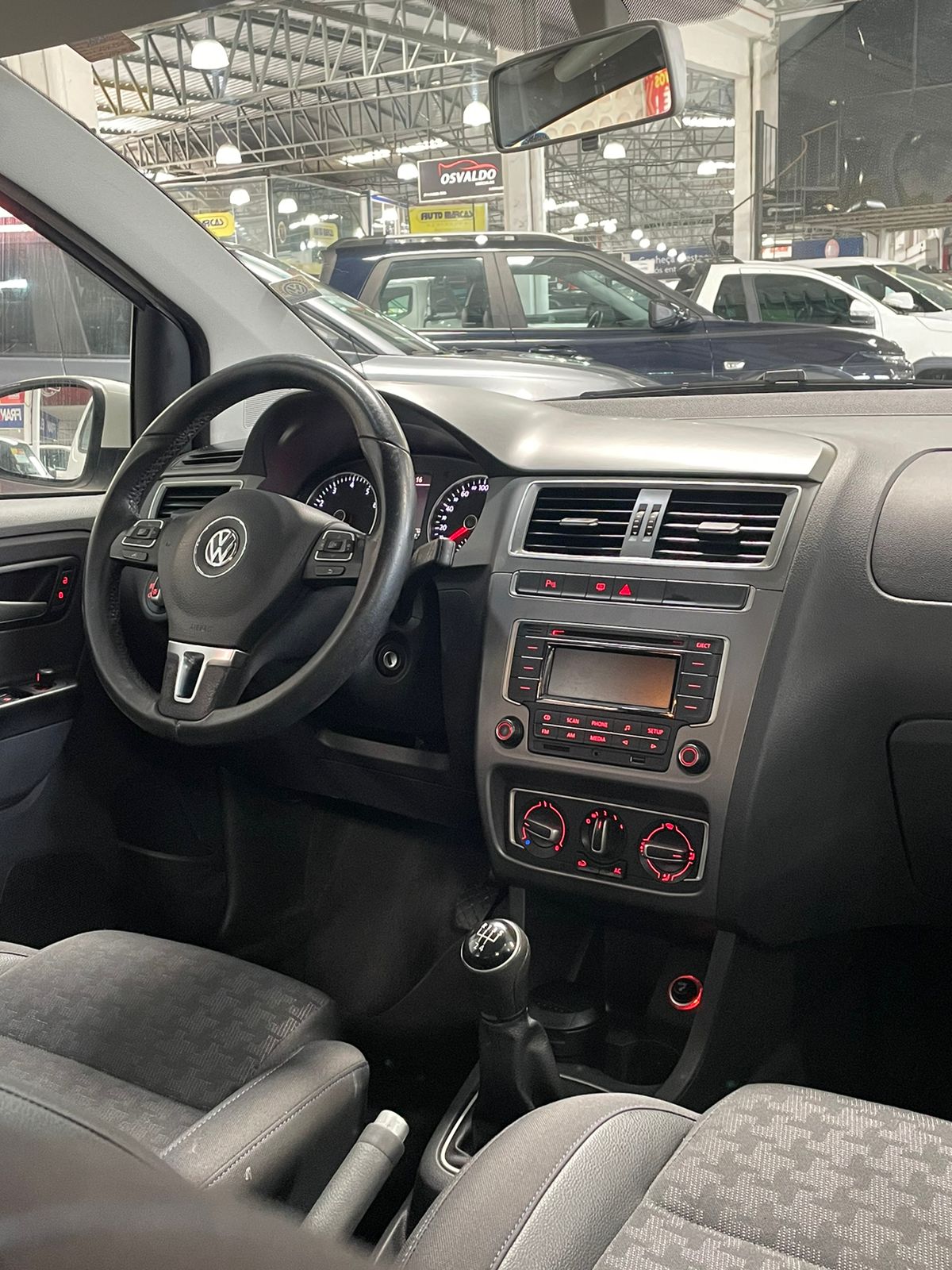 VOLKSWAGEN FOX