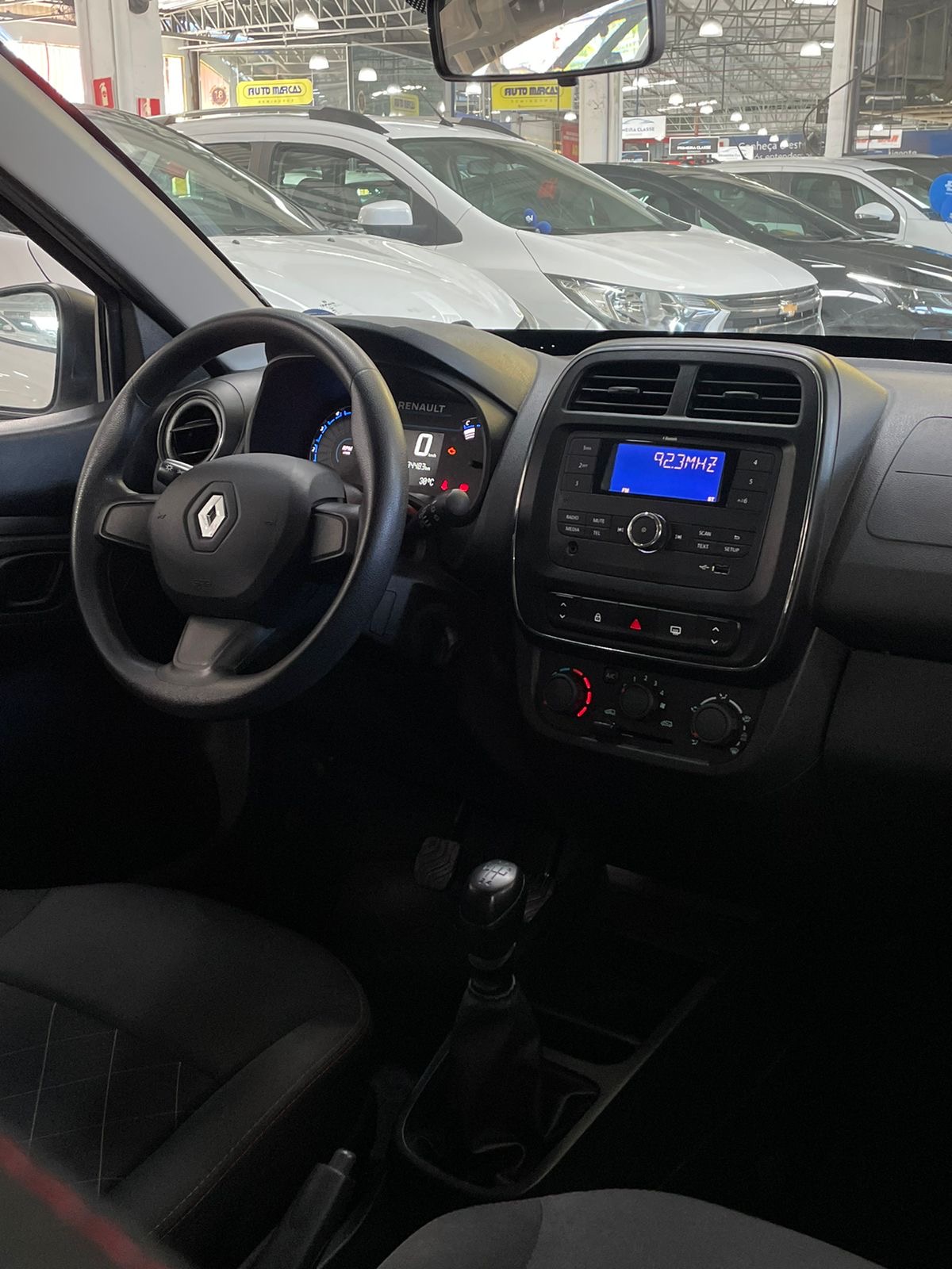 RENAULT KWID