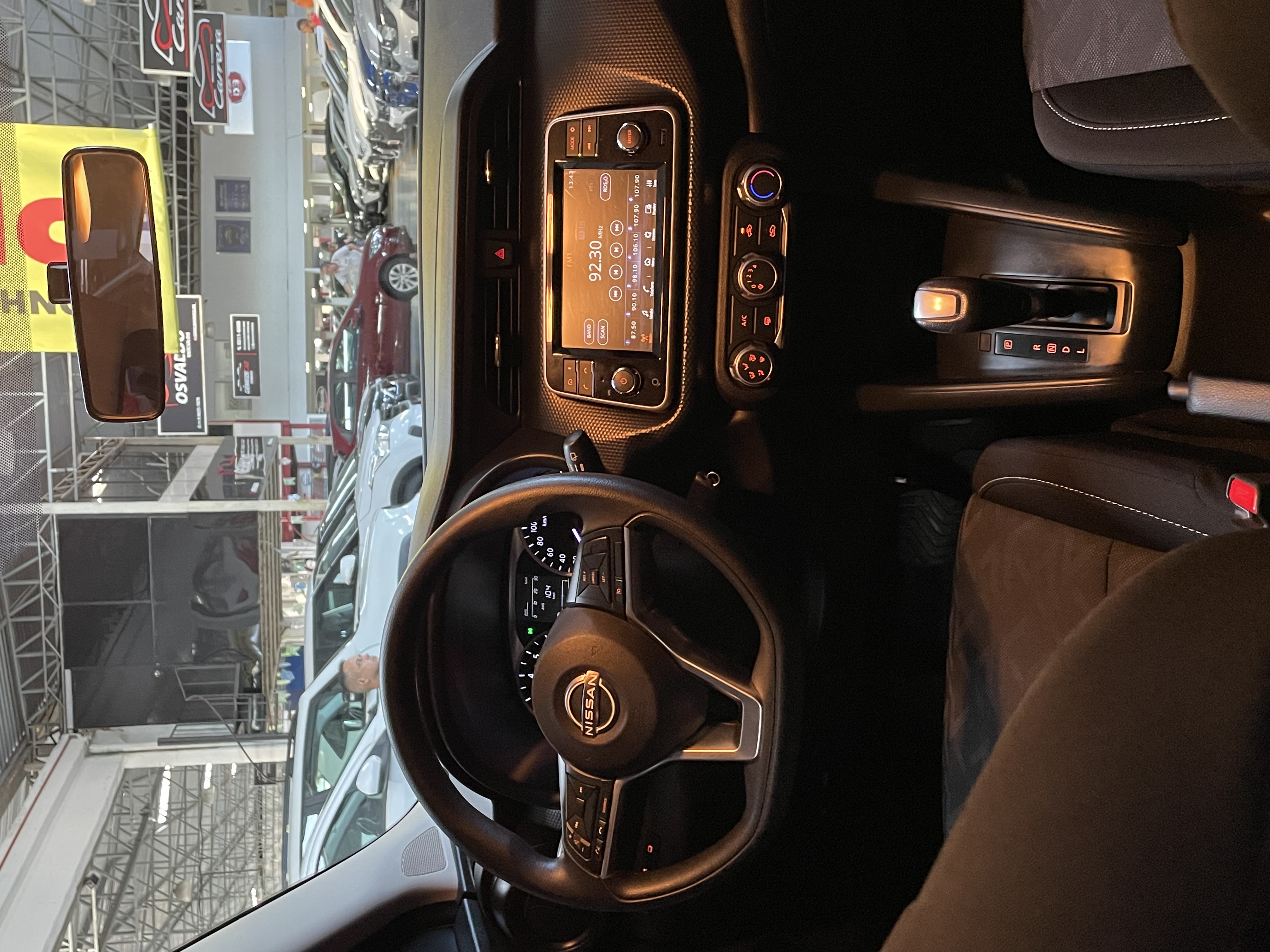 NISSAN KICKS