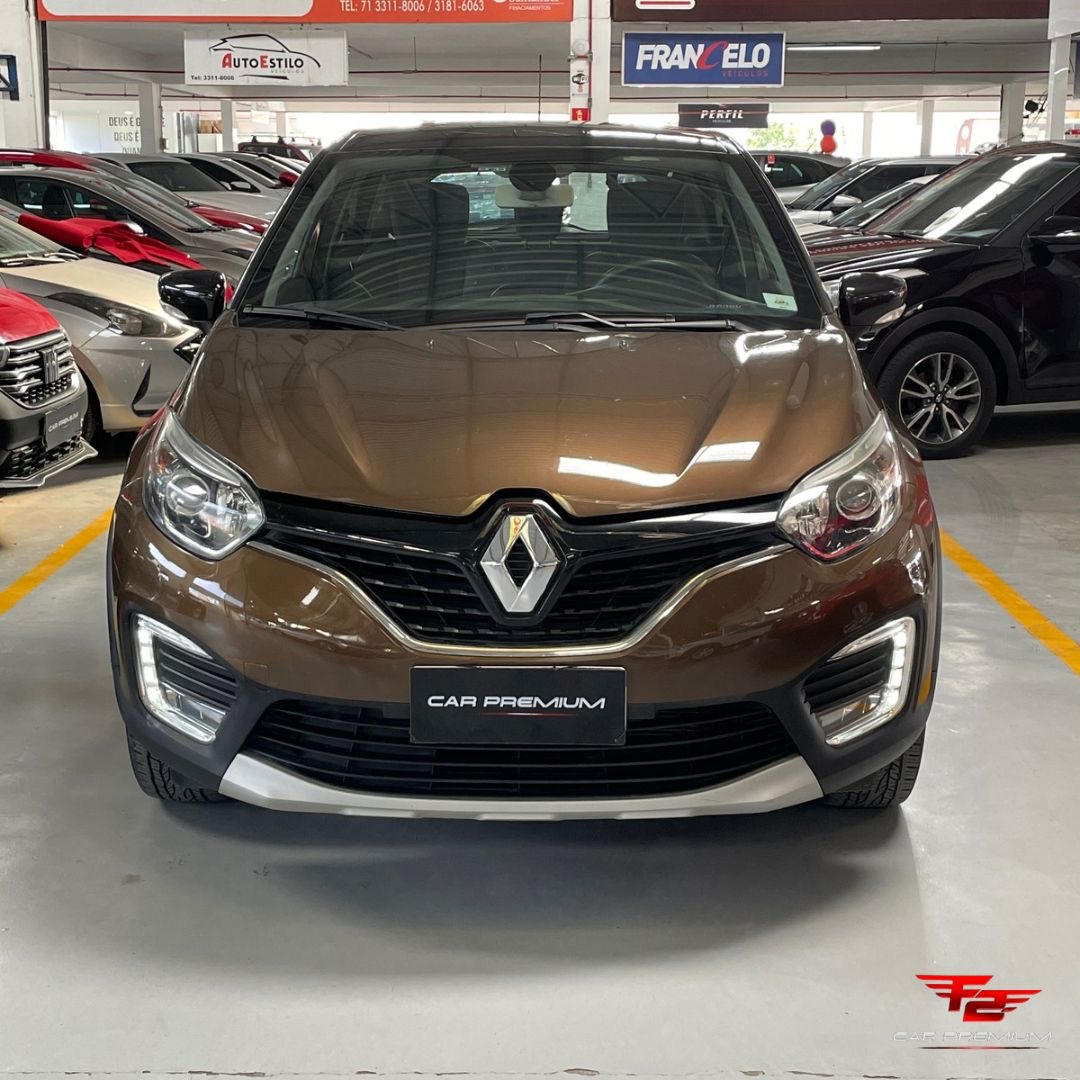 RENAULT captur intense