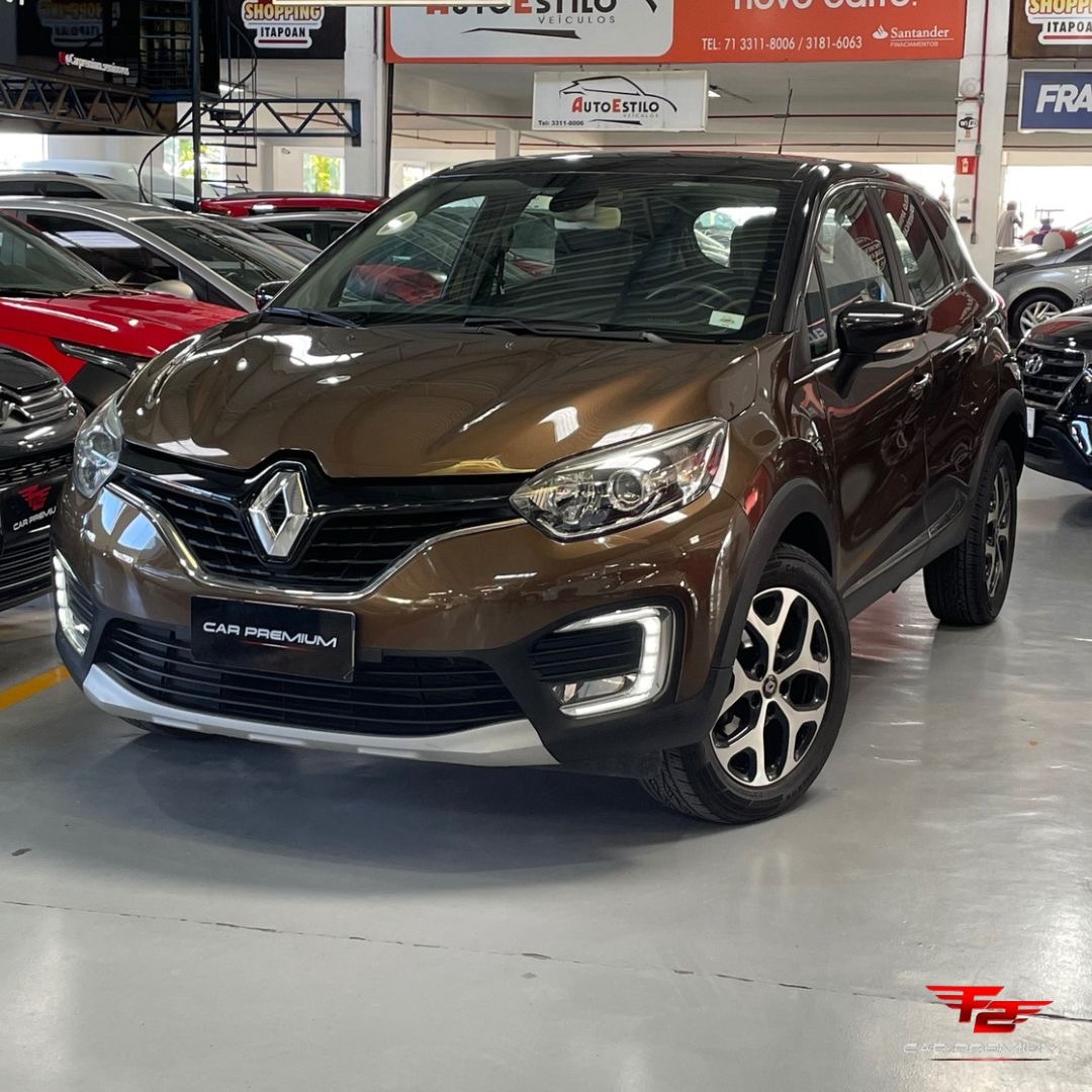 RENAULT captur intense