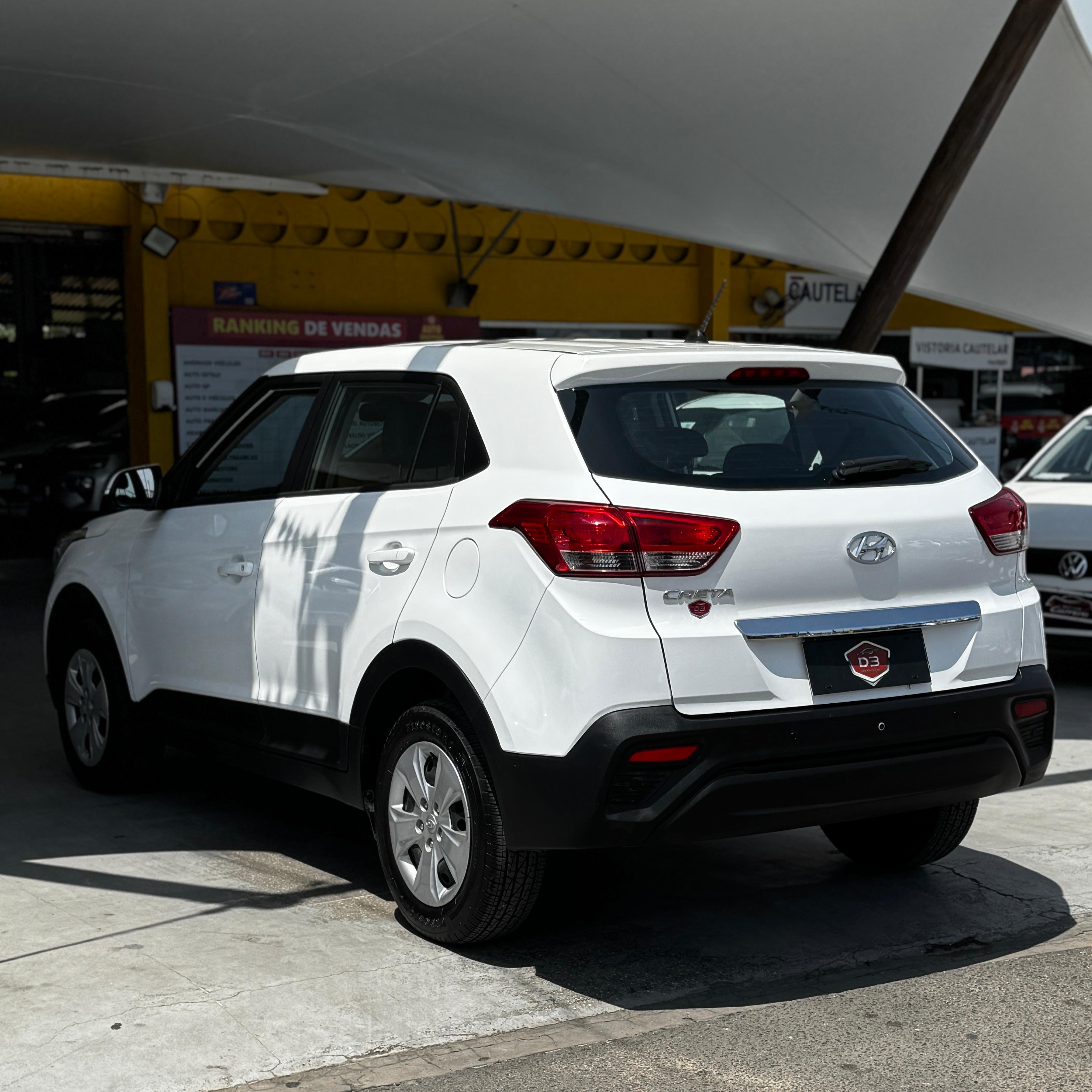 HYUNDAI creta 16a attitu