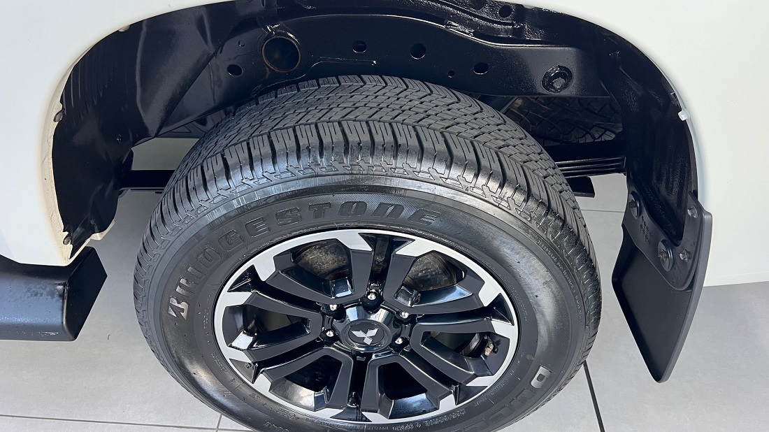 MITSUBISHI l200 triton sport hpe 2.4 cd diesel aut