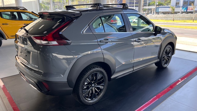 MITSUBISHI ECLIPSE CROSS