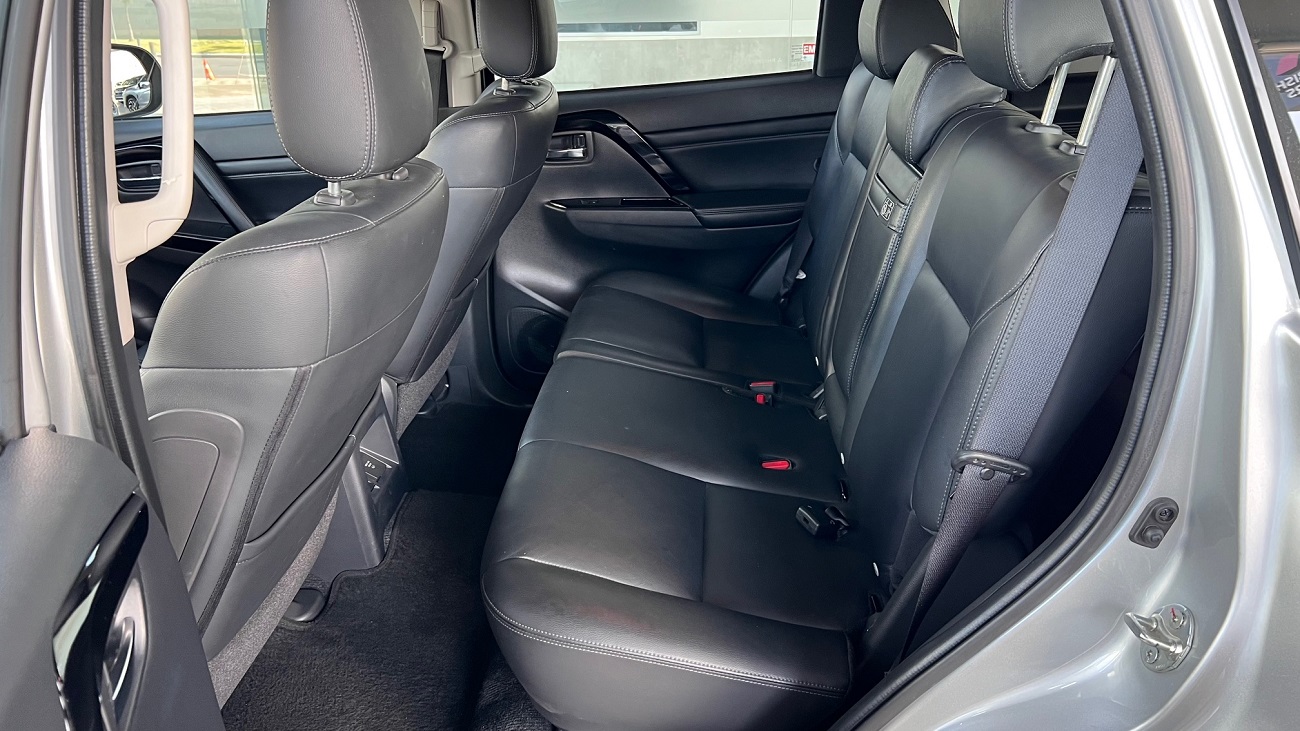 MITSUBISHI PAJERO SPORT
