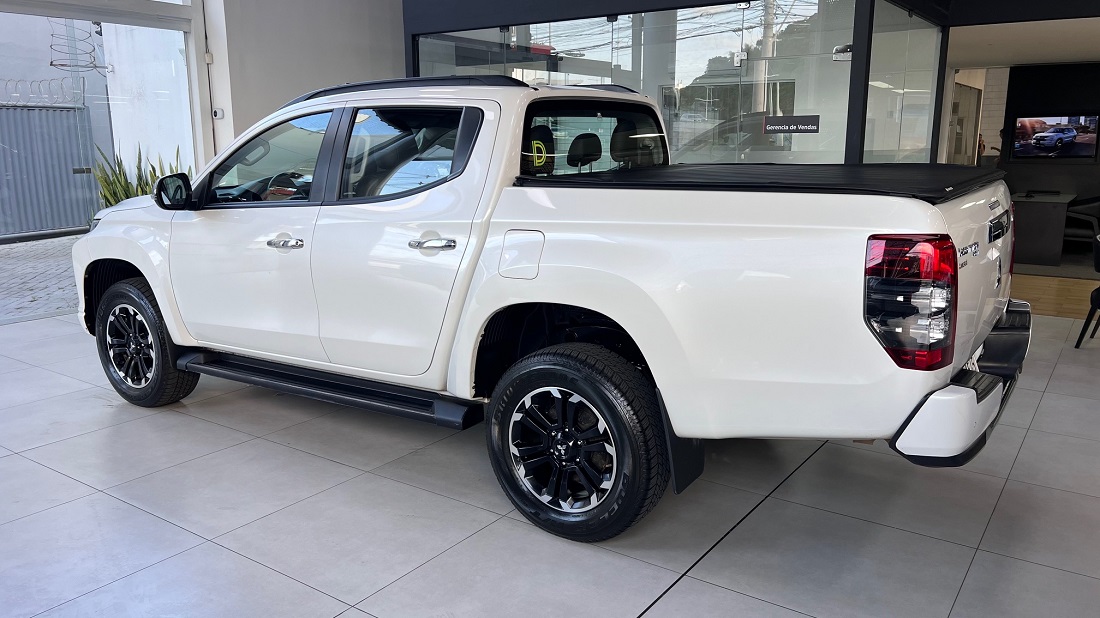 MITSUBISHI l200 triton sport hpe 2.4 cd diesel aut