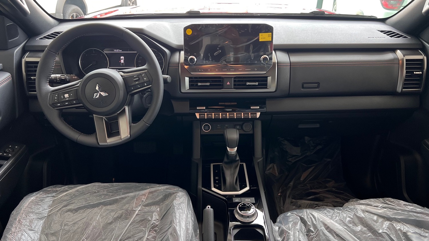 MITSUBISHI Triton Sport 