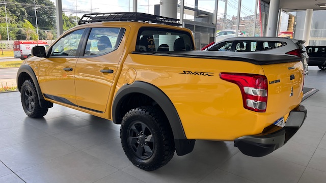 MITSUBISHI L200 TRITON