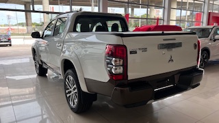 MITSUBISHI L200 TRITON