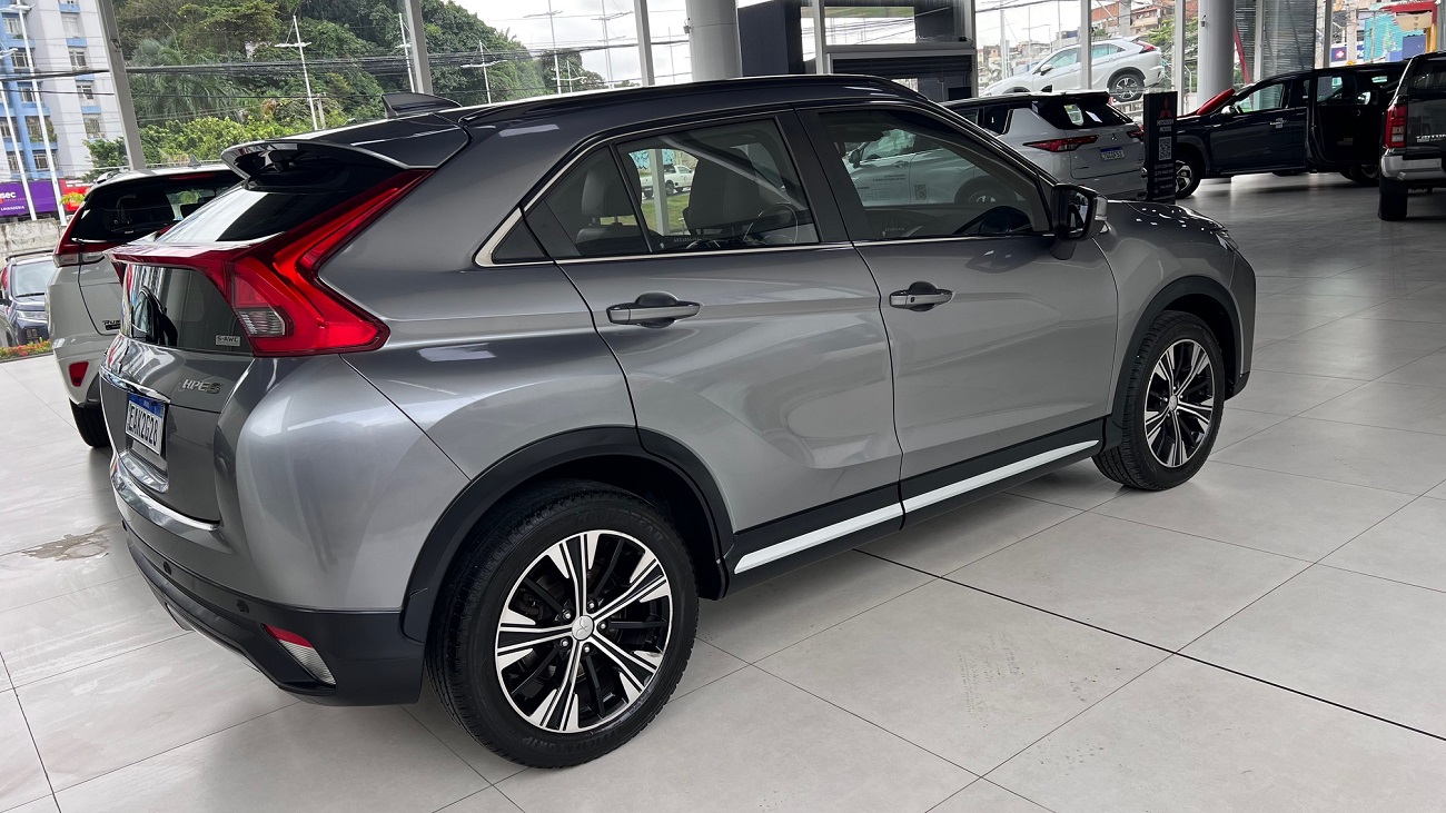 MITSUBISHI ECLIPSE CROSS