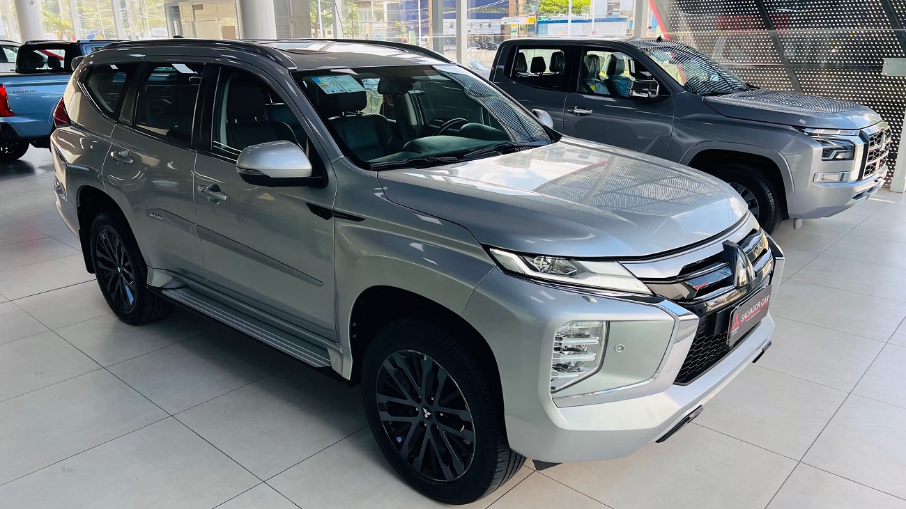 MITSUBISHI PAJERO SPORT