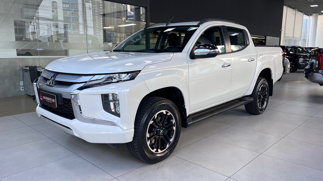 MITSUBISHI l200 triton sport hpe 2.4 cd diesel aut