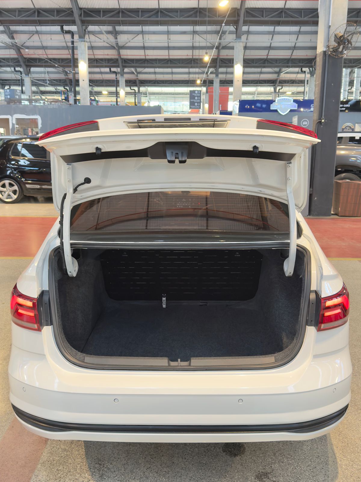 VOLKSWAGEN VIRTUS