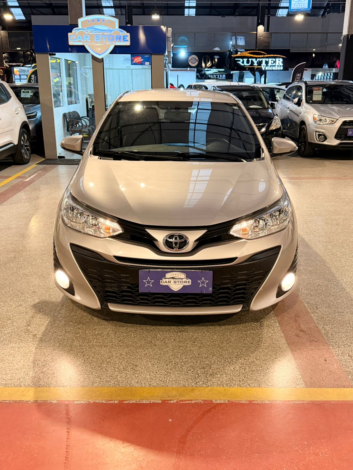 TOYOTA YARIS