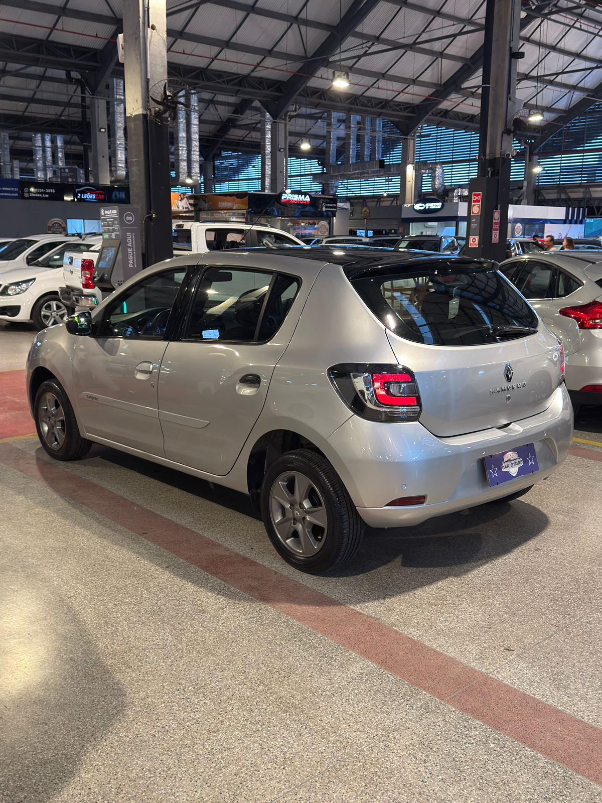 RENAULT SANDERO