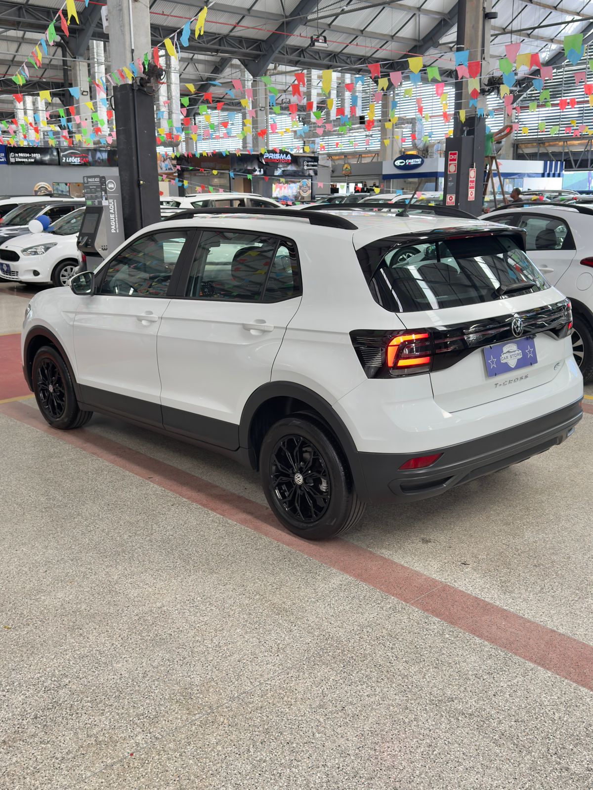 VOLKSWAGEN T-CROSS