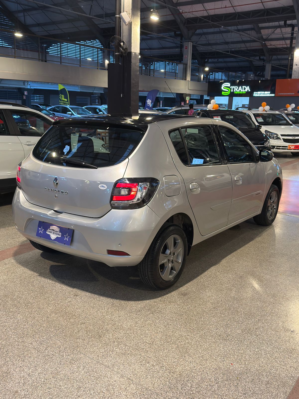 RENAULT SANDERO