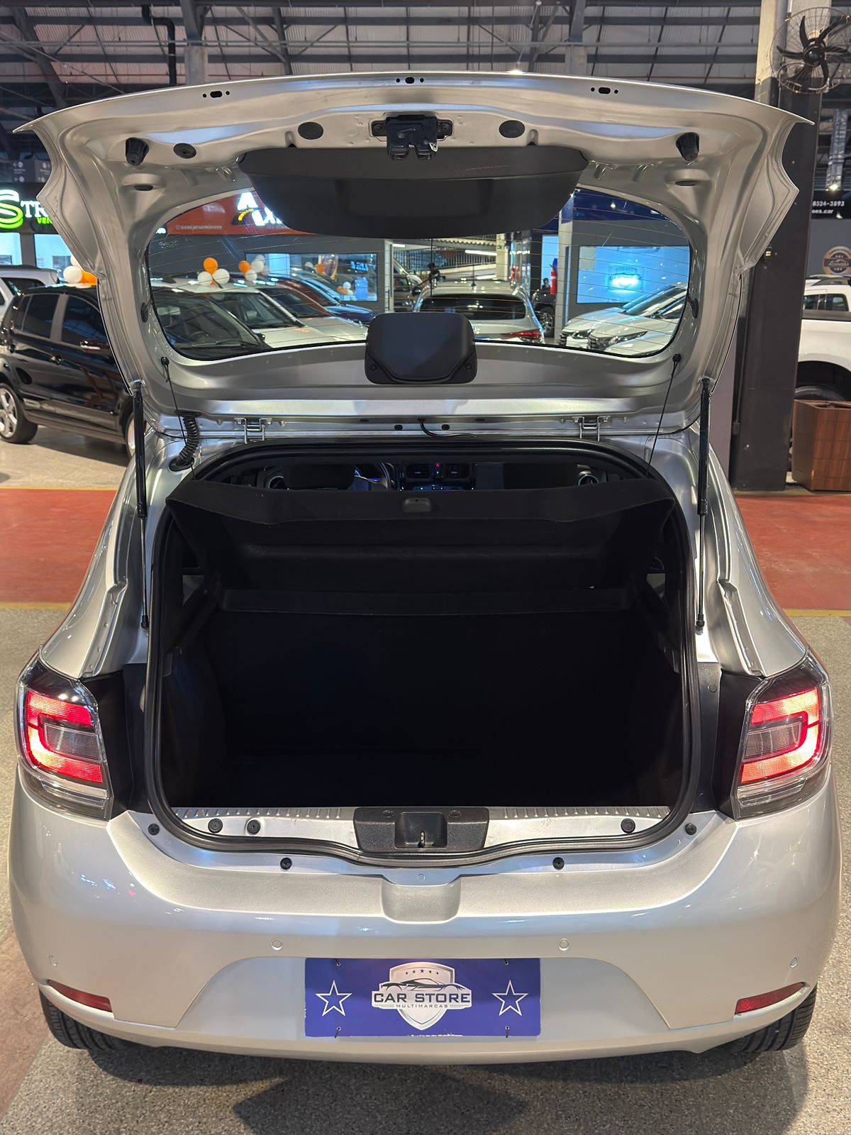 RENAULT SANDERO