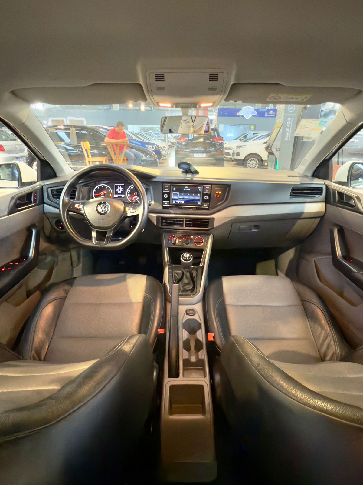 VOLKSWAGEN VIRTUS