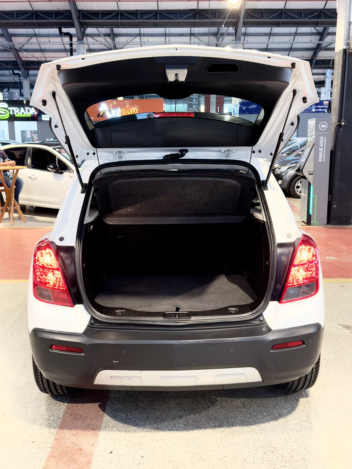 CHEVROLET TRACKER