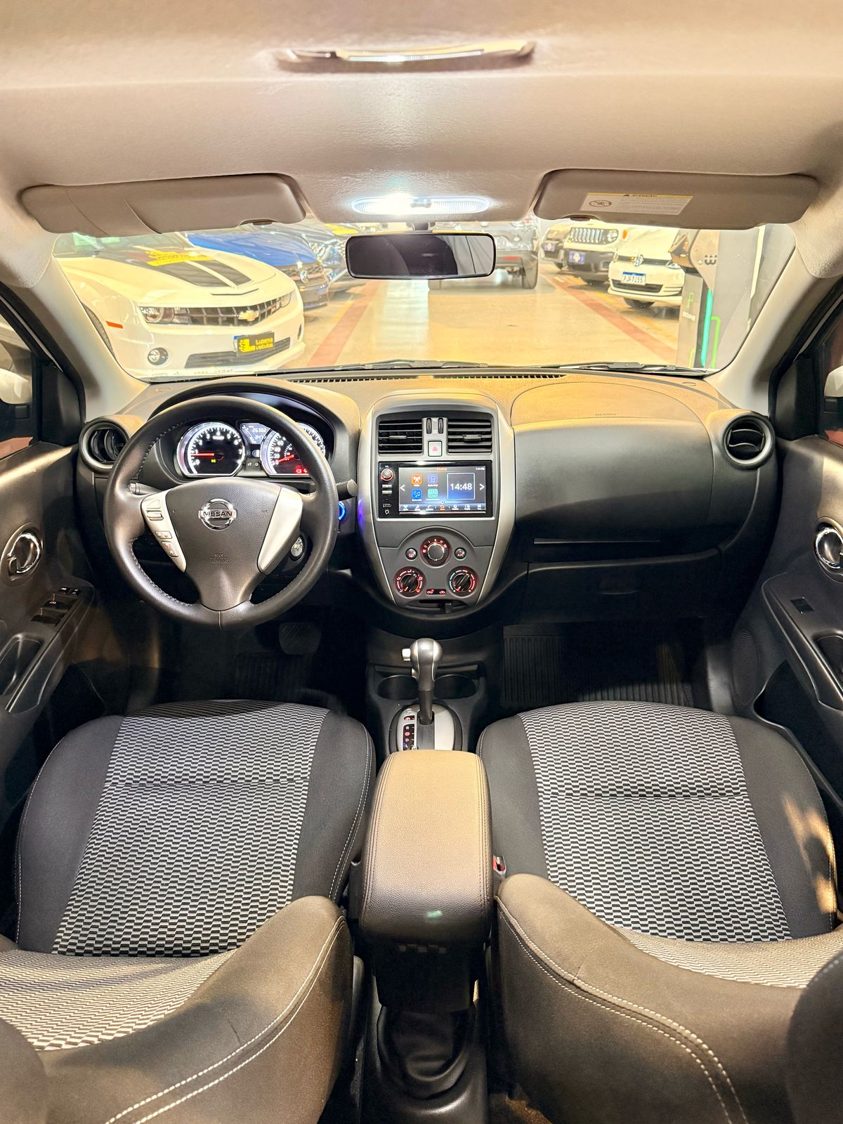 NISSAN VERSA
