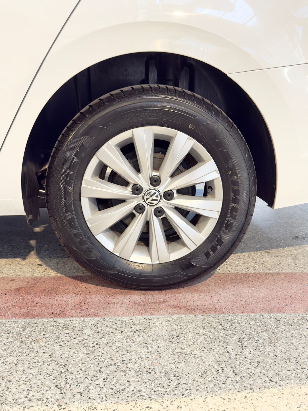 VOLKSWAGEN VIRTUS
