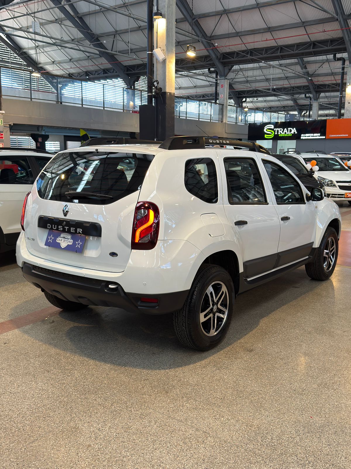 RENAULT DUSTER
