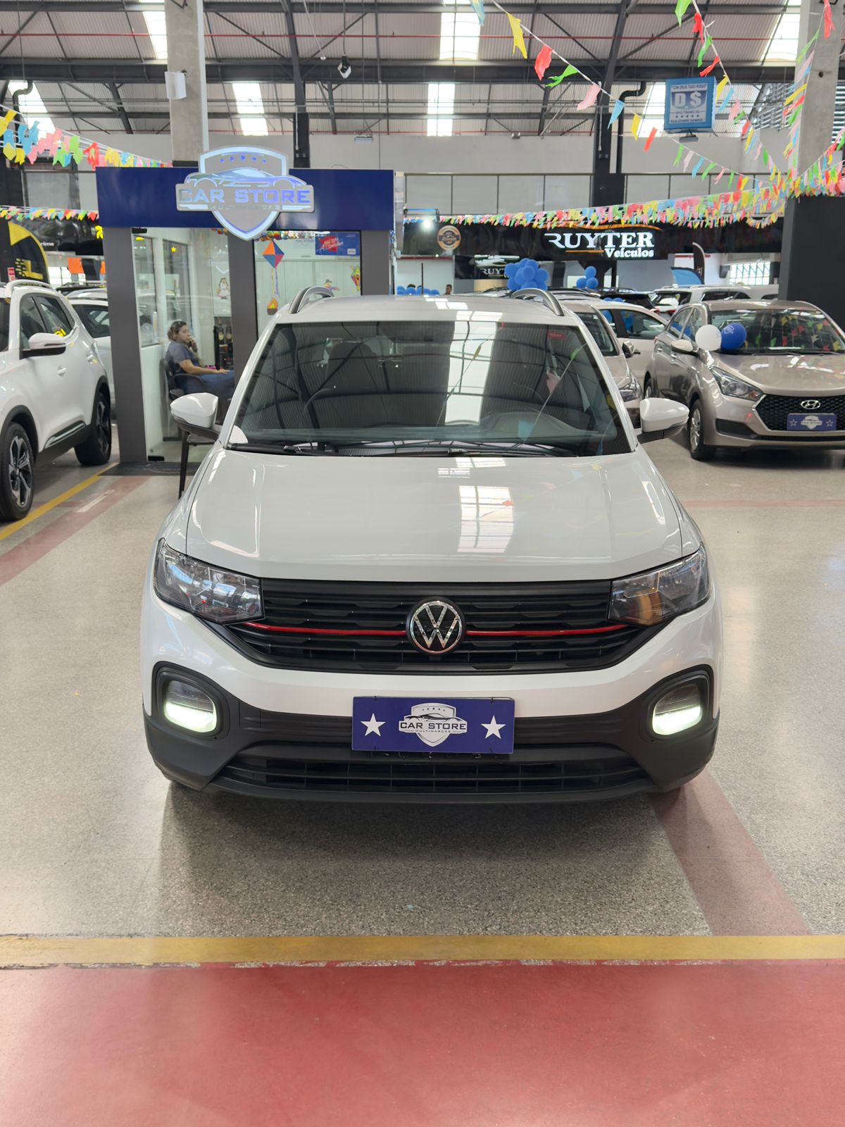 VOLKSWAGEN T-CROSS