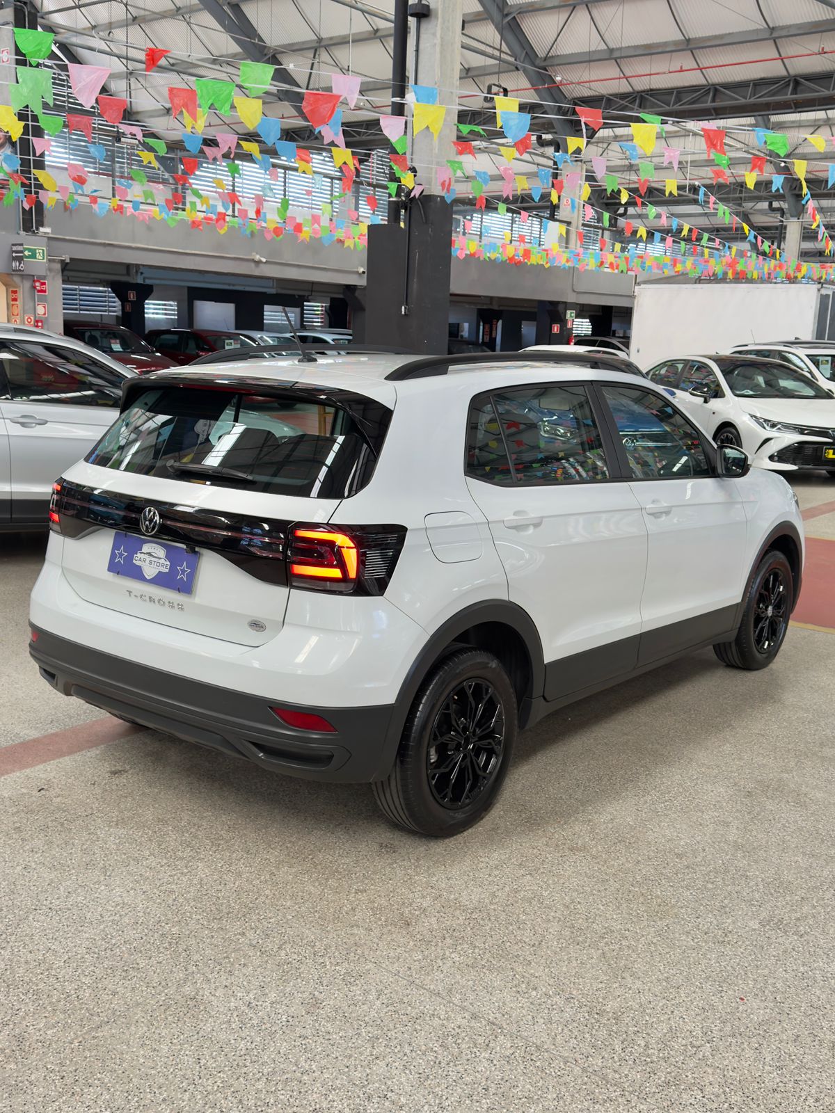 VOLKSWAGEN T-CROSS