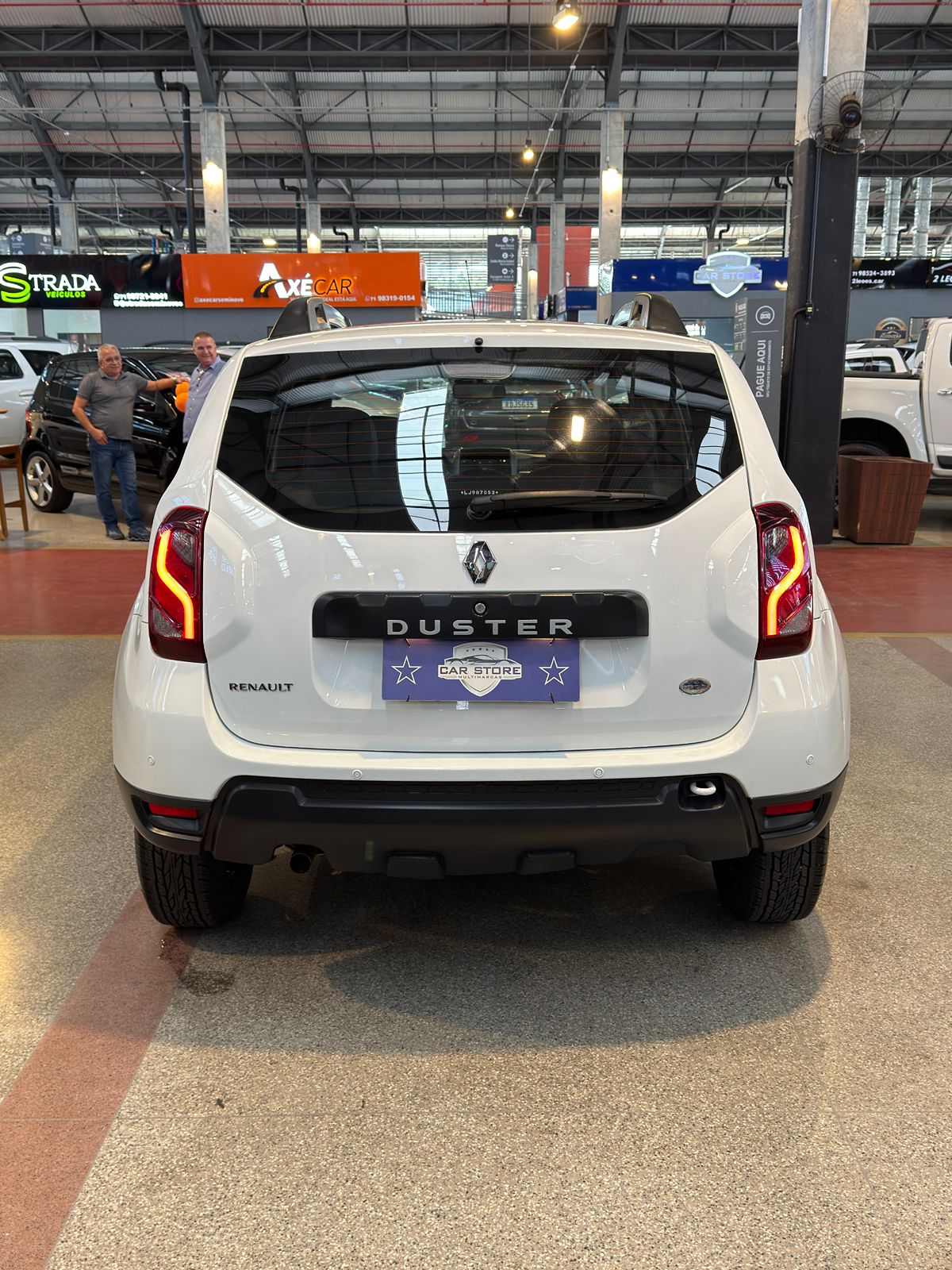 RENAULT DUSTER