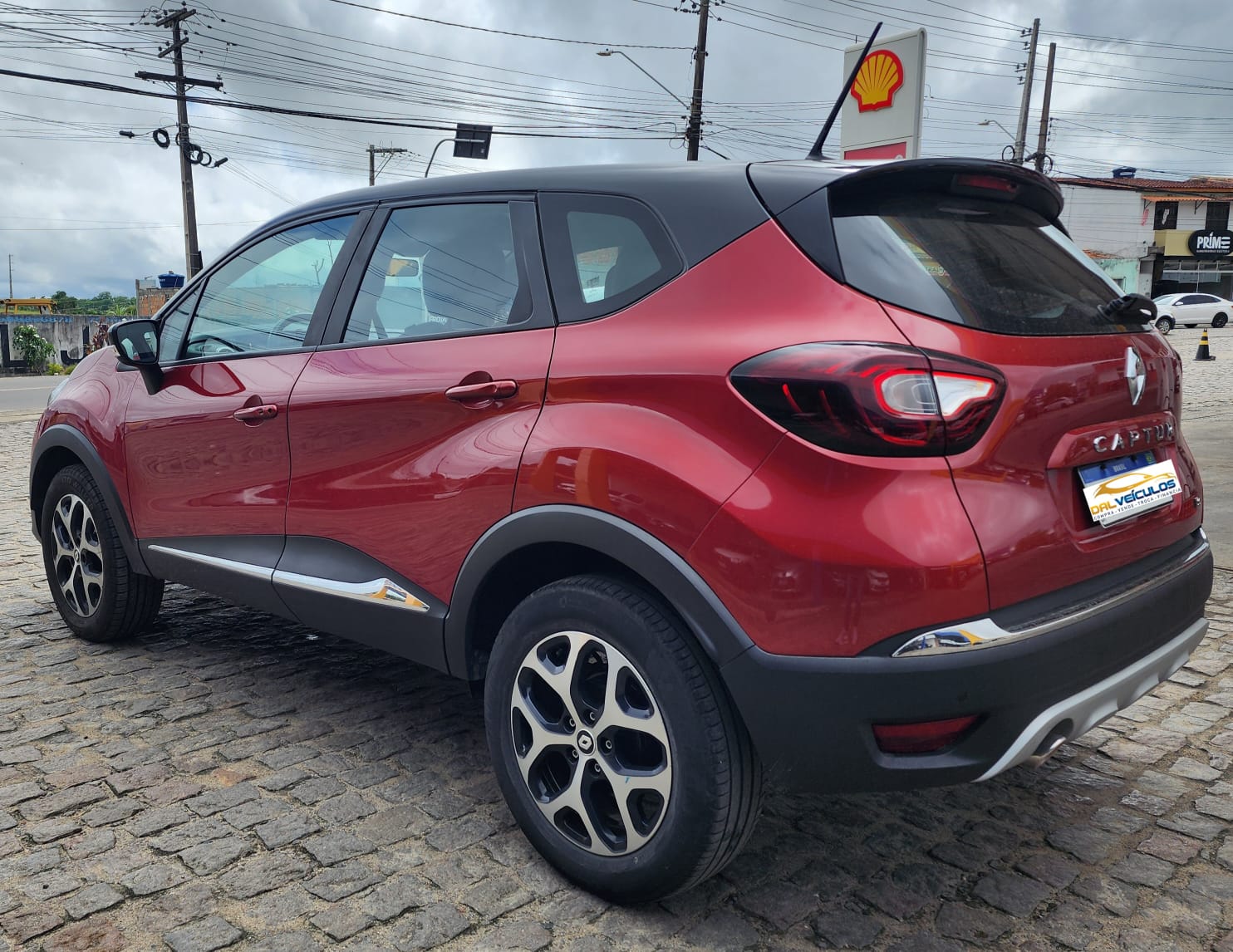 RENAULT captur intense