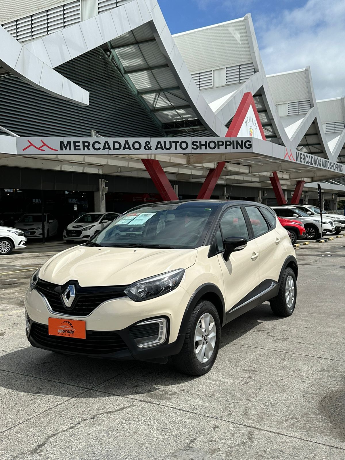 RENAULT captur life 16a