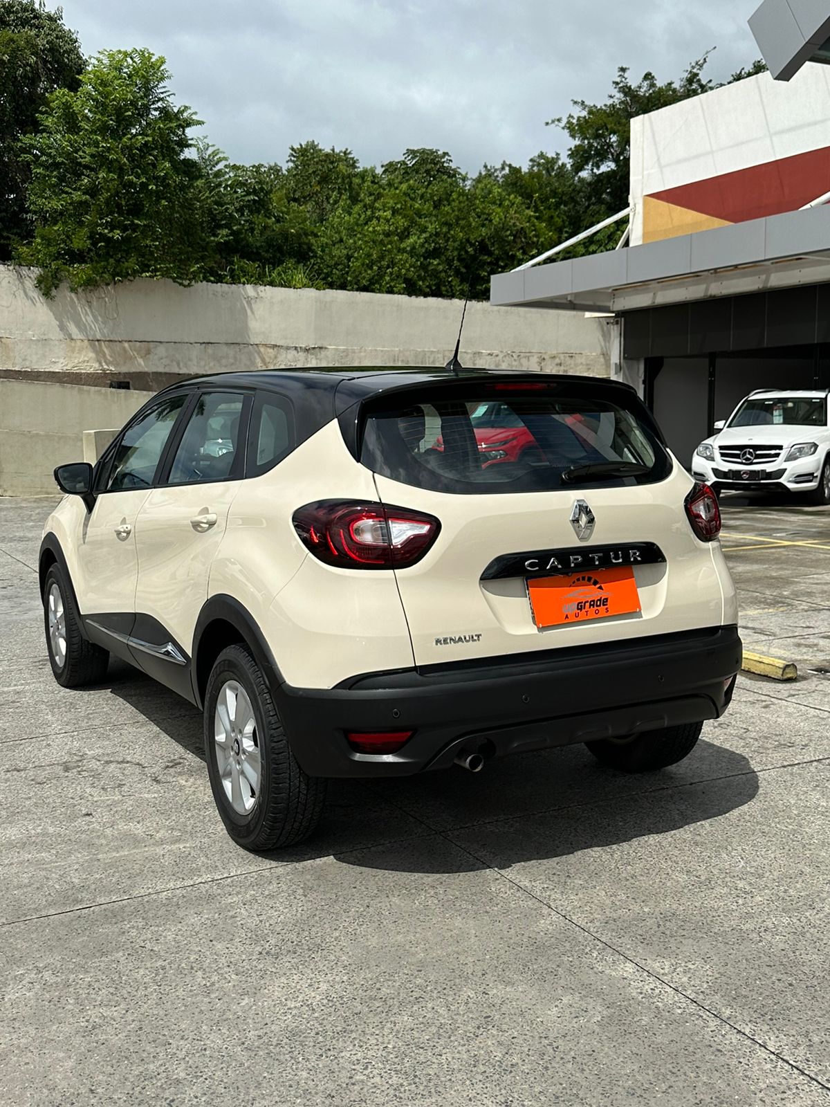 RENAULT captur life 16a