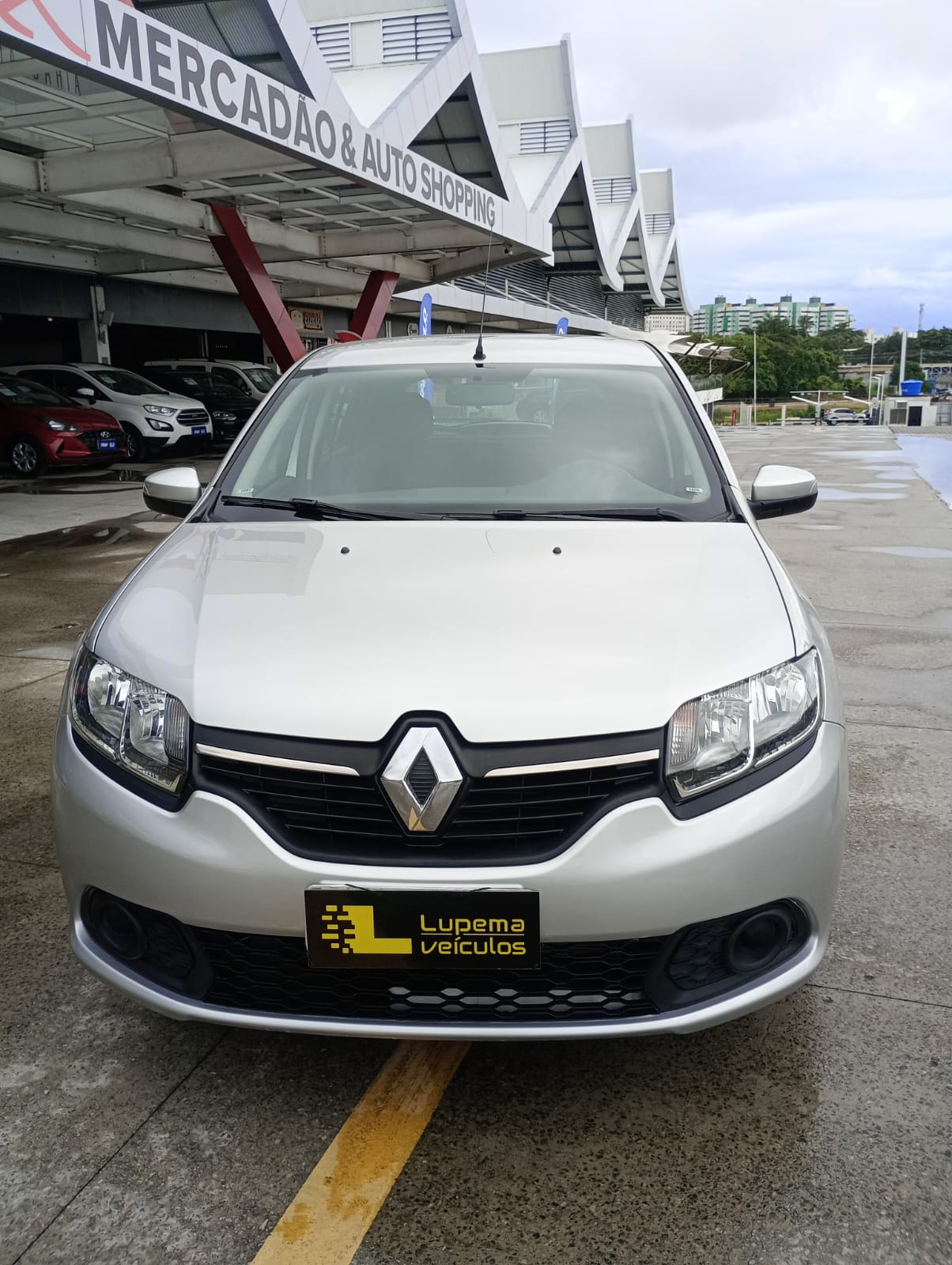 RENAULT SANDERO