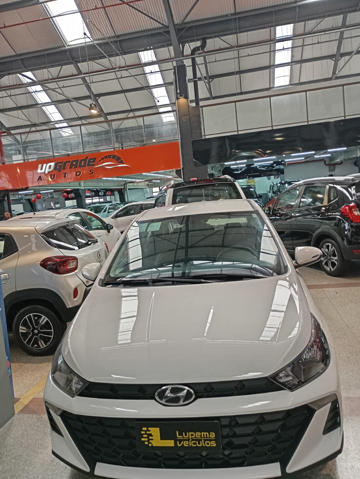 HYUNDAI HB20