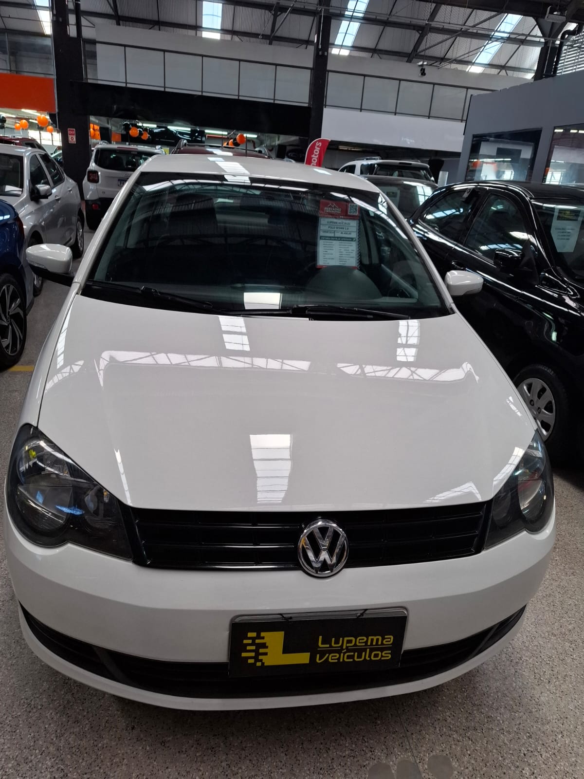 VOLKSWAGEN POLO