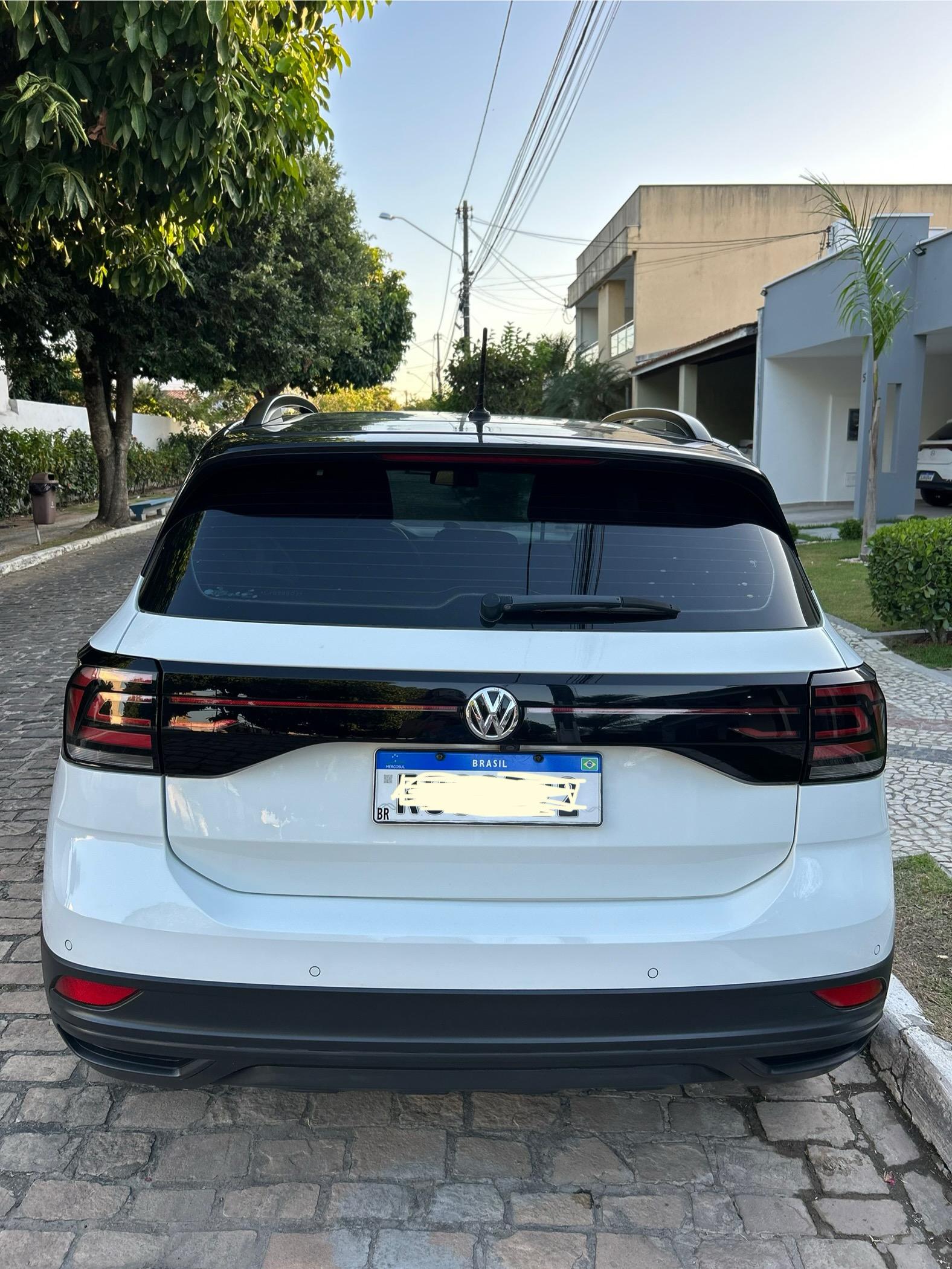 VOLKSWAGEN t cross 200 tsi aut