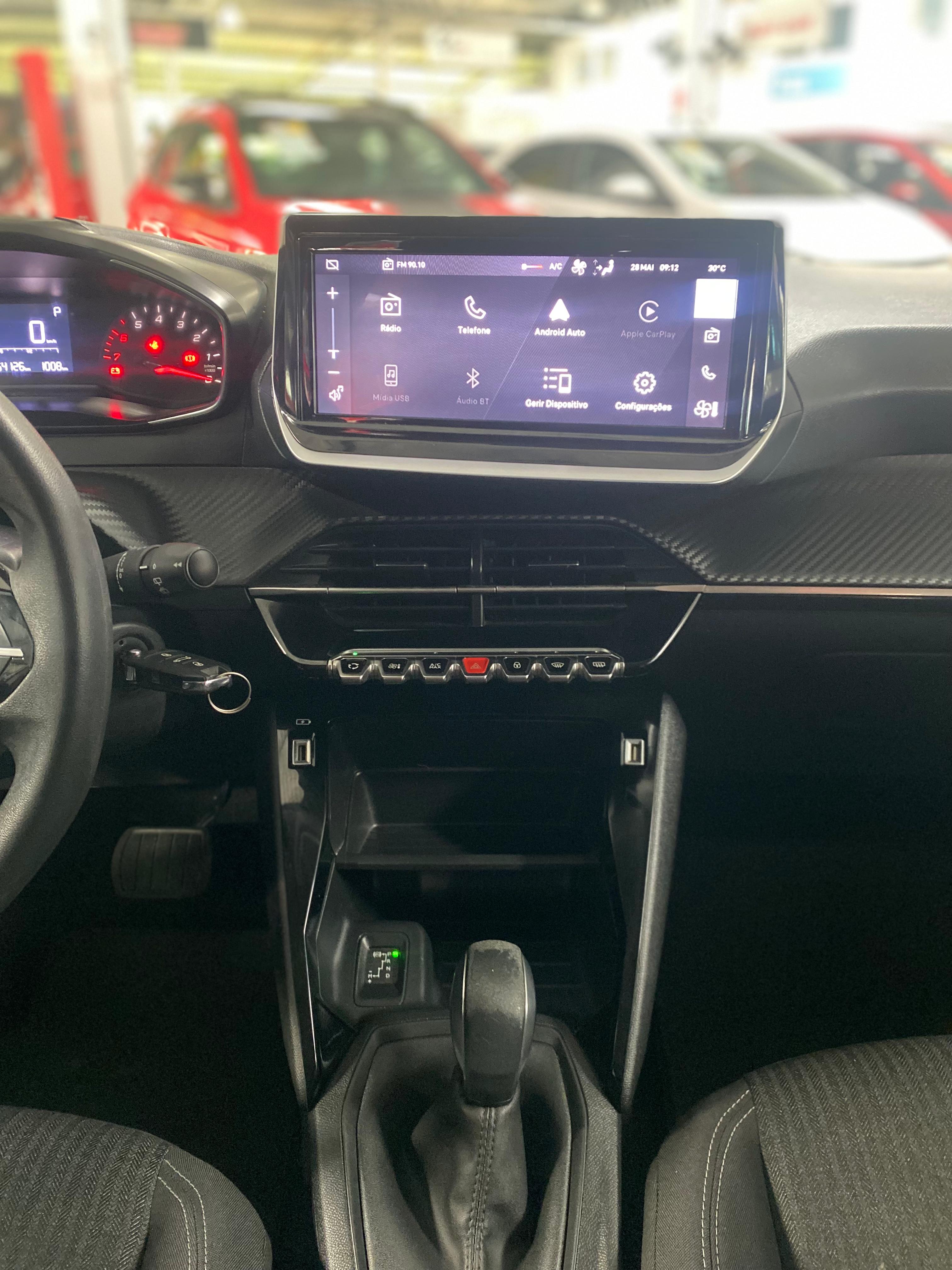 PEUGEOT 208 active