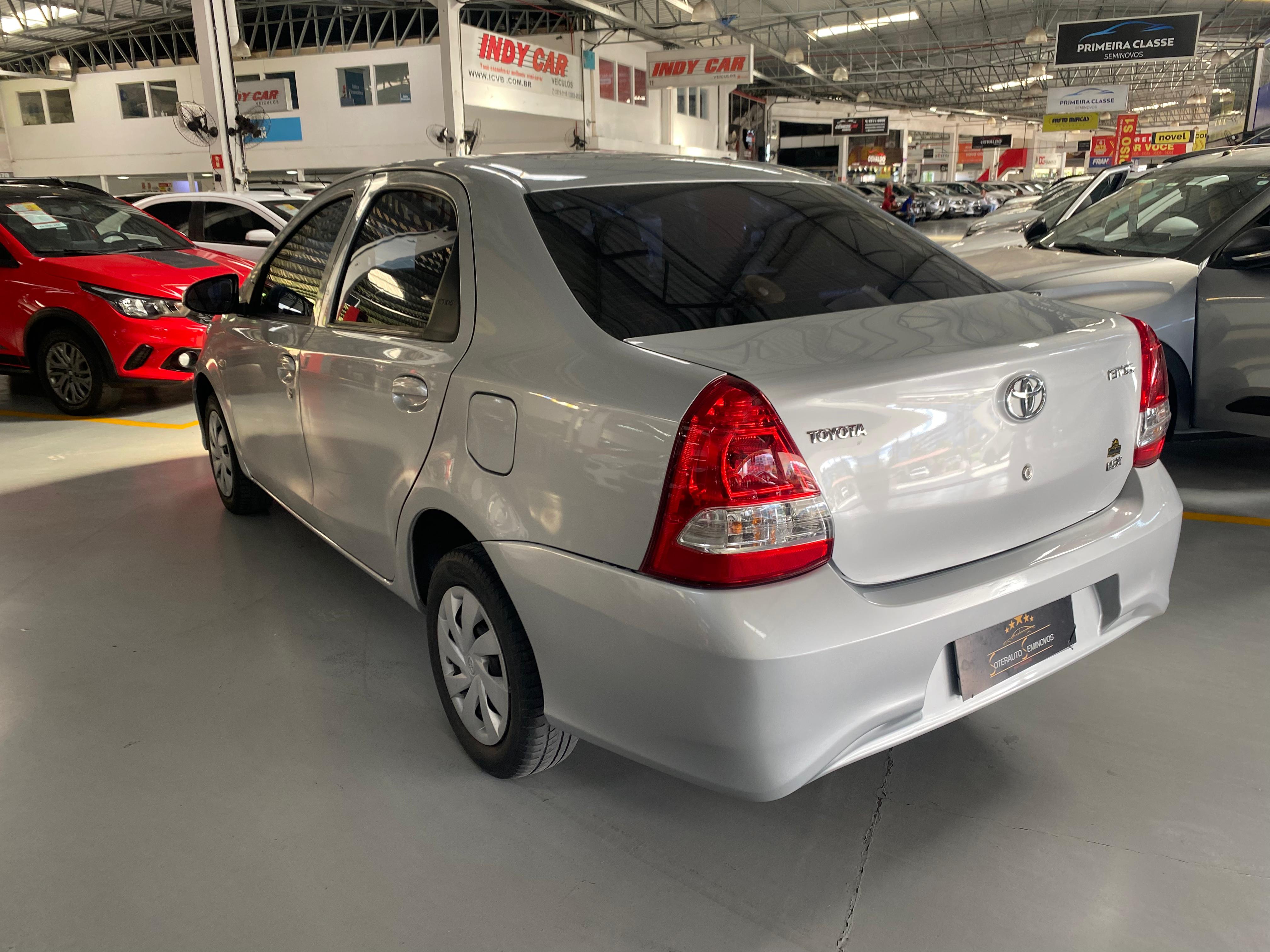 TOYOTA ETIOS