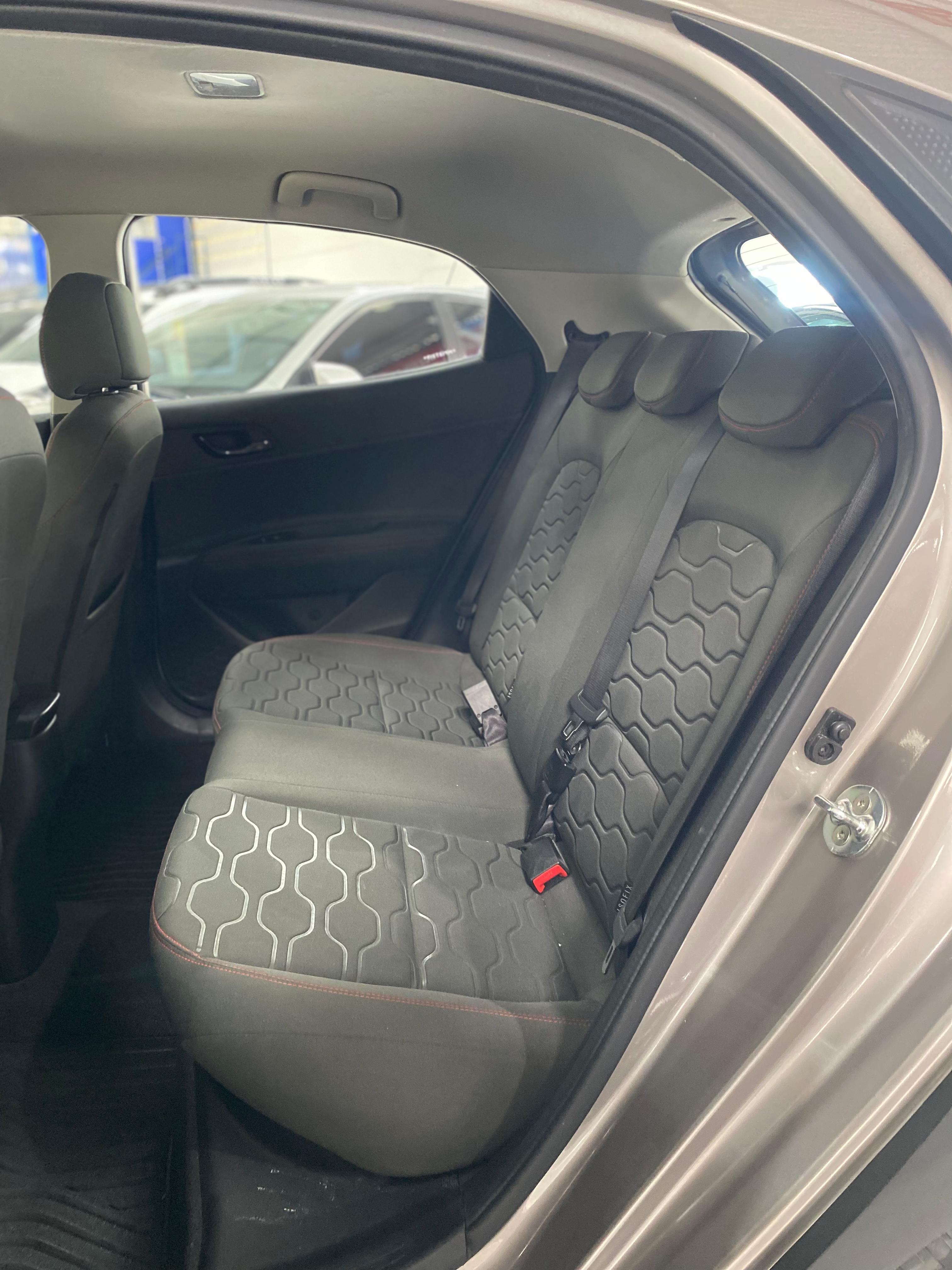 HYUNDAI HB20X
