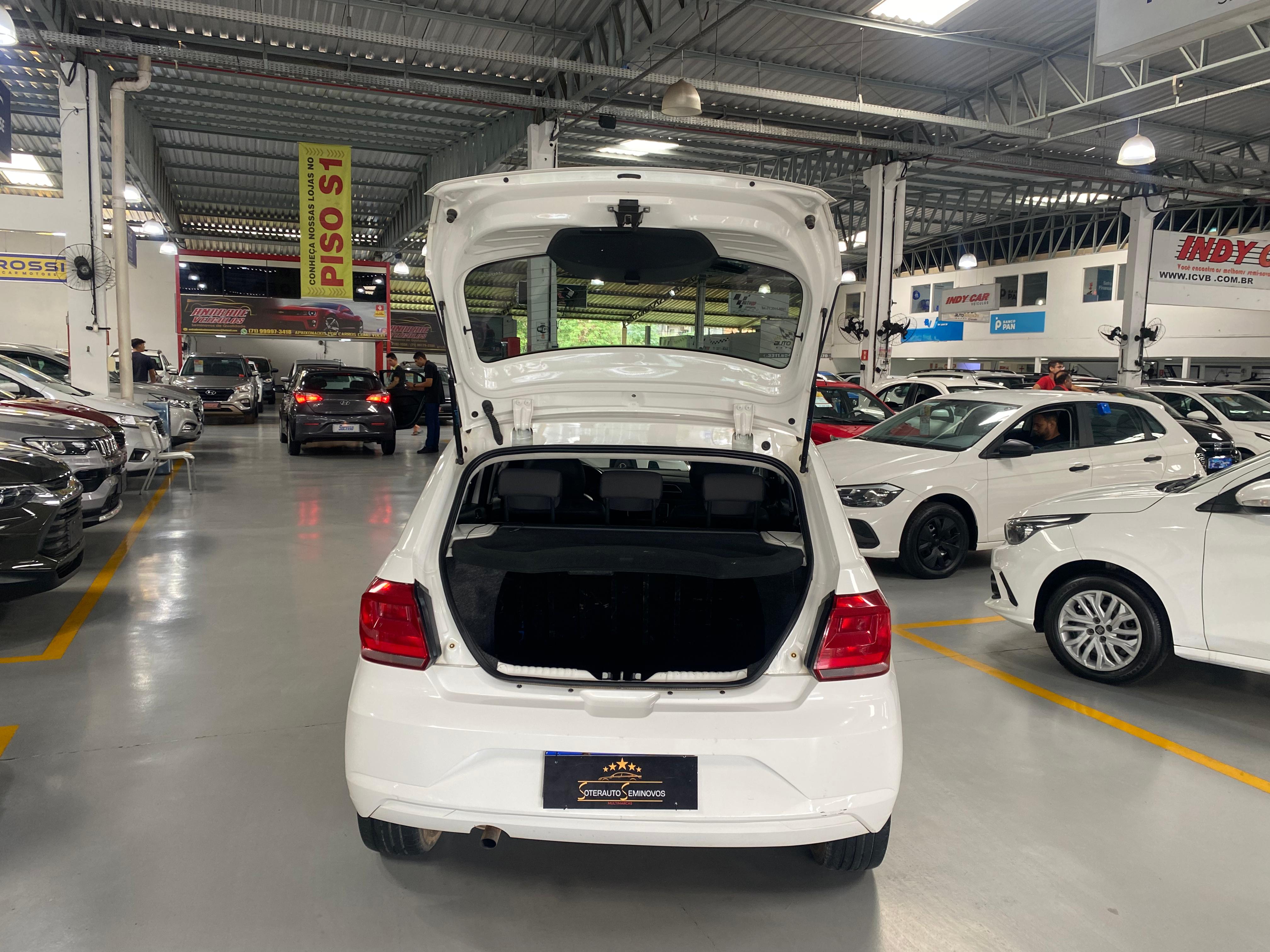 VOLKSWAGEN GOL