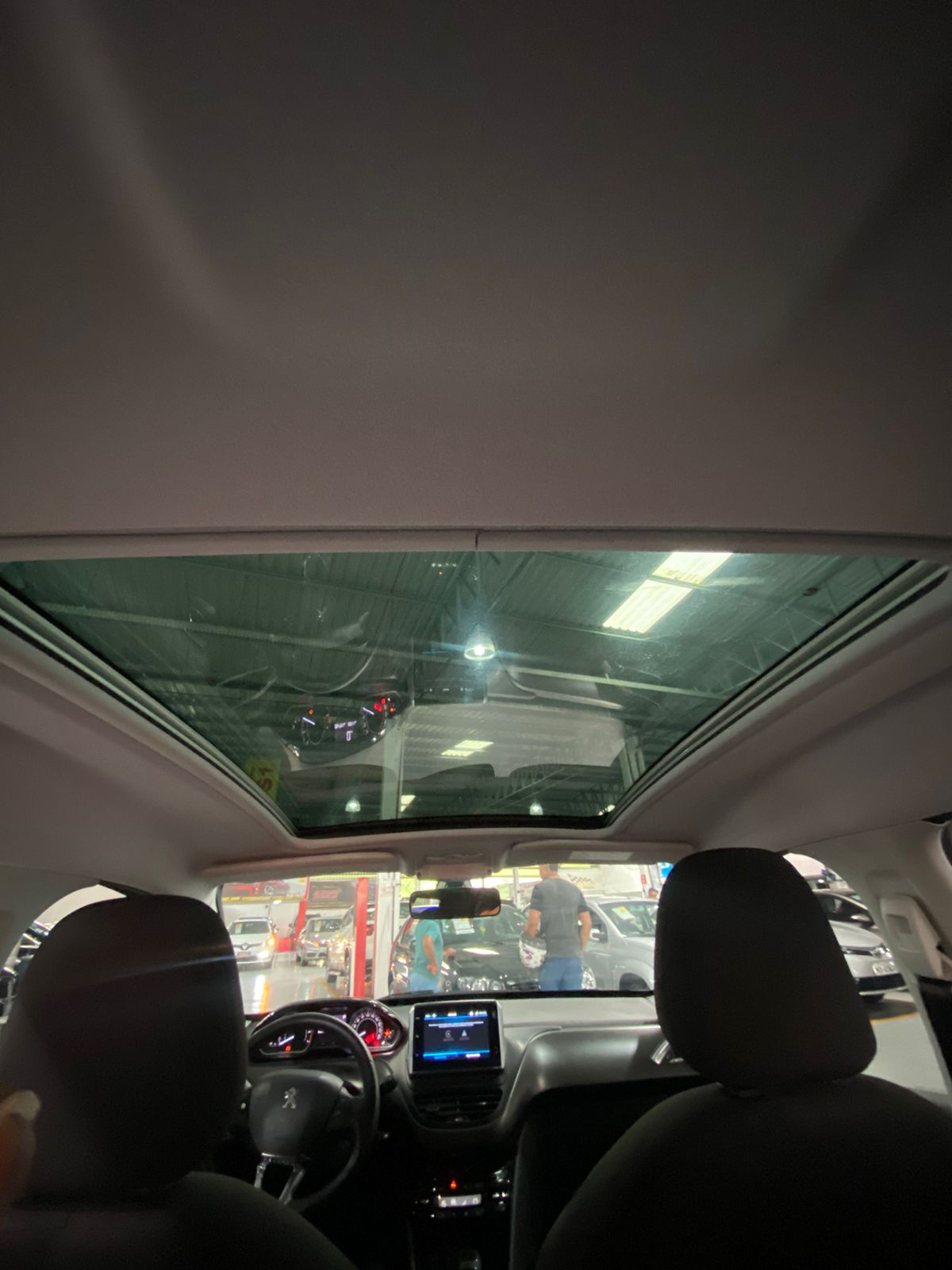 PEUGEOT 2008 griffe at