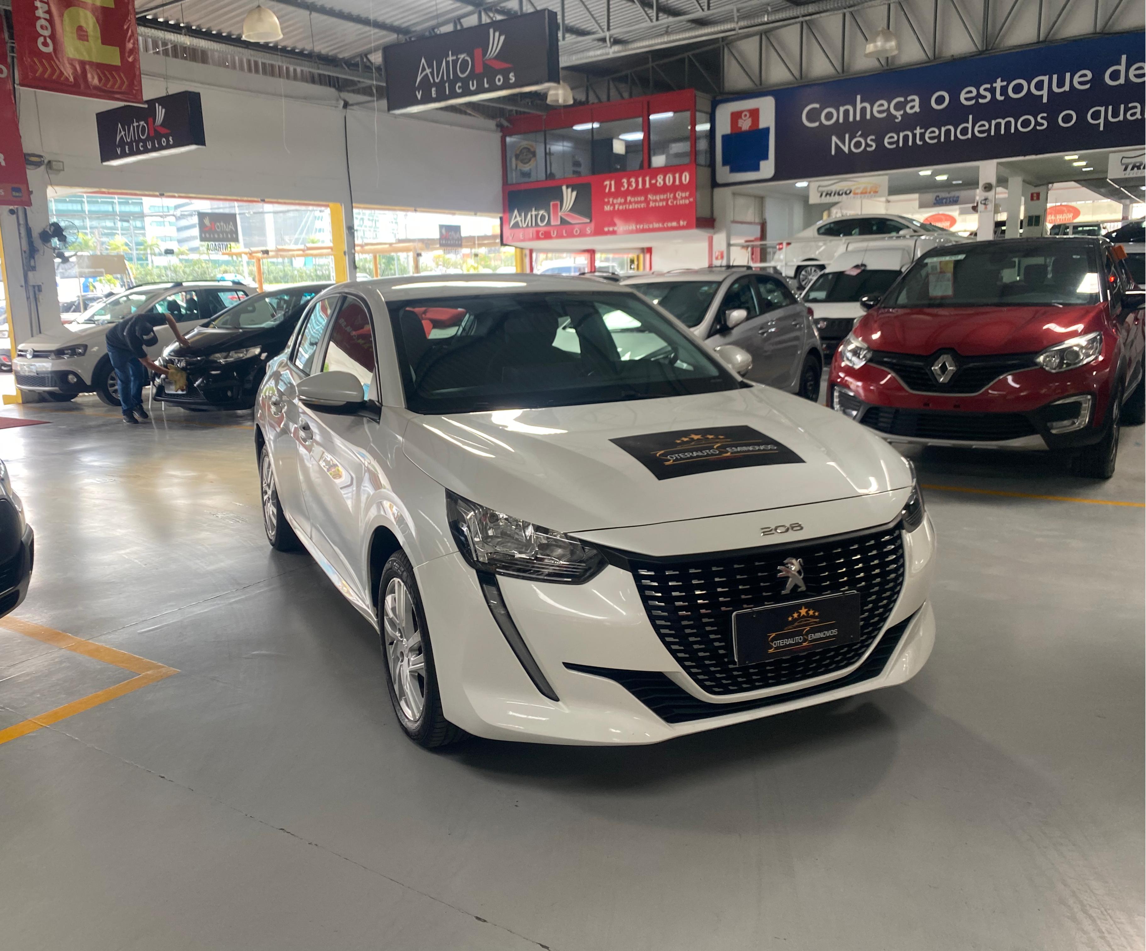 PEUGEOT 208 active