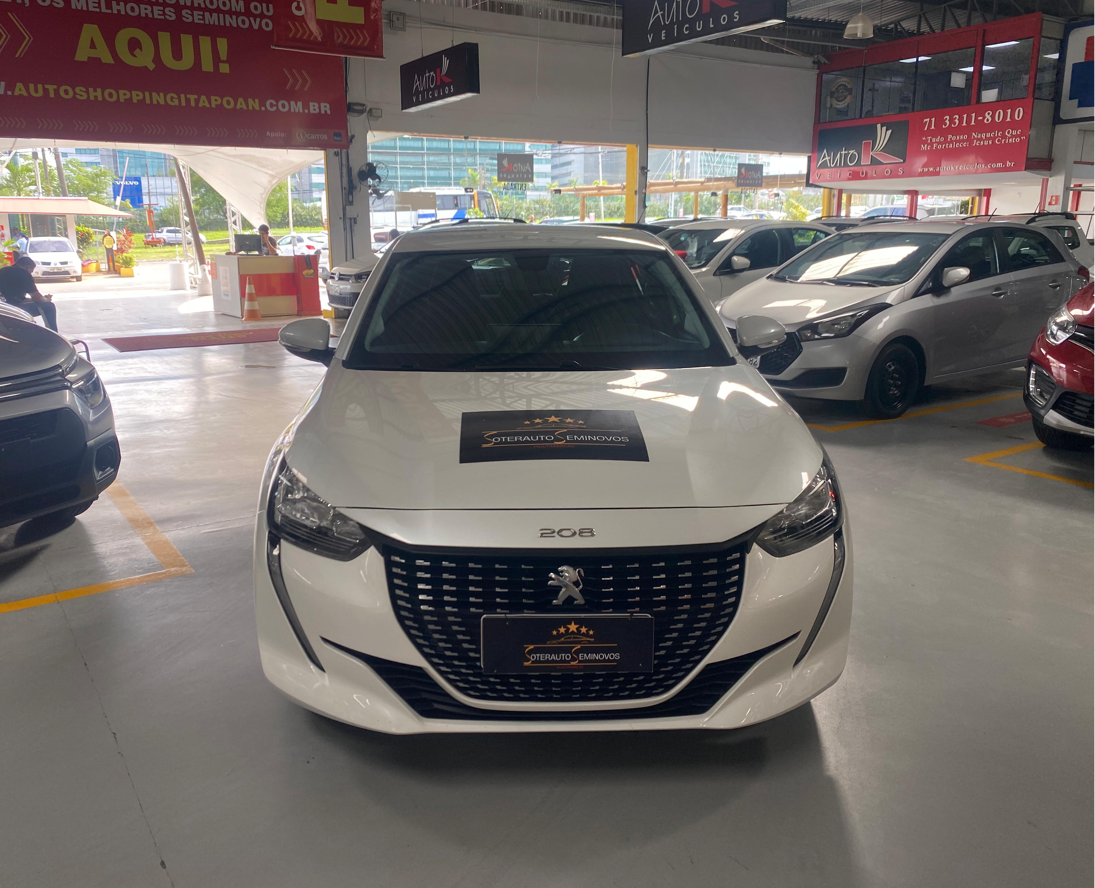 PEUGEOT 208 active