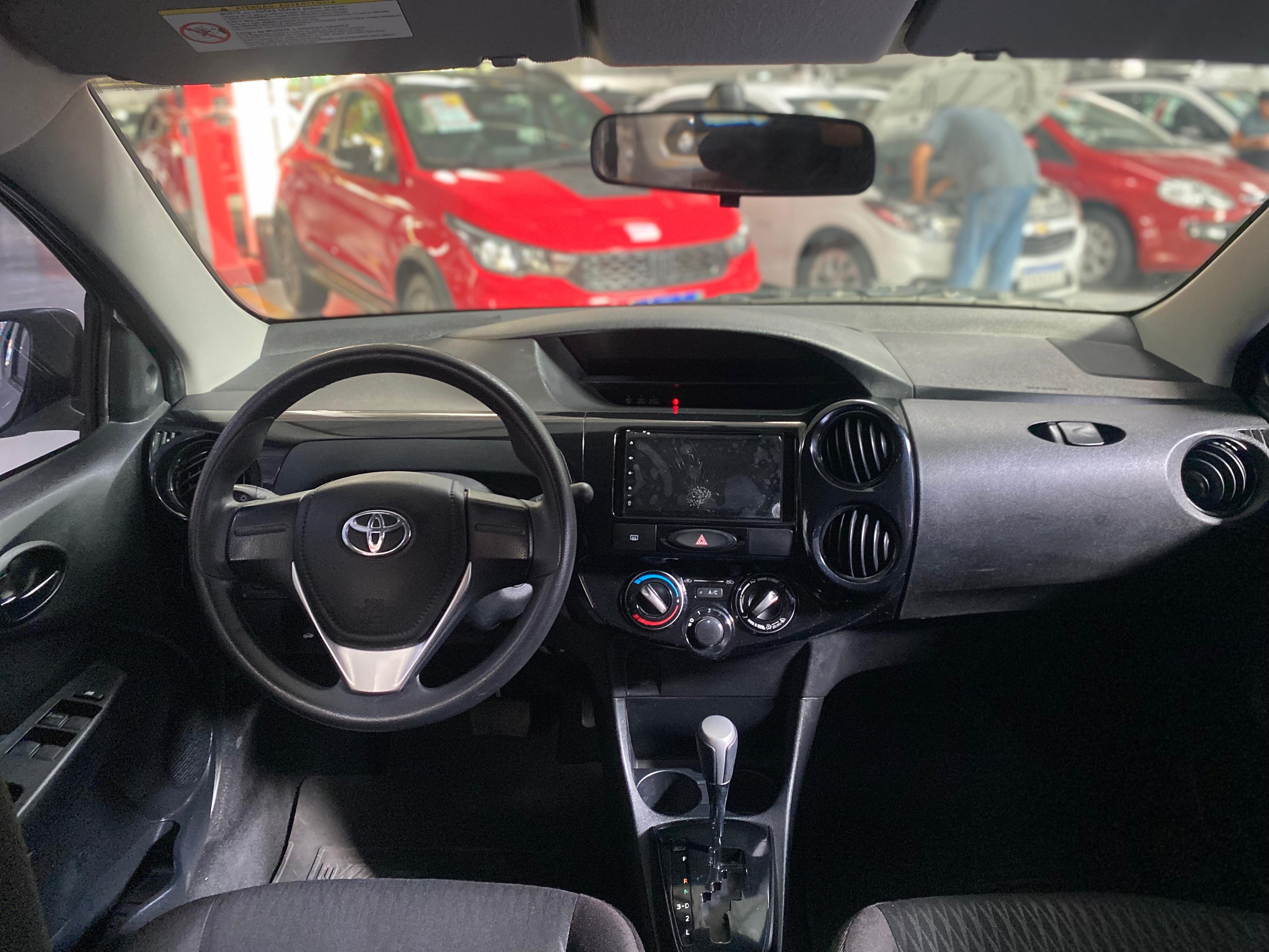 TOYOTA ETIOS