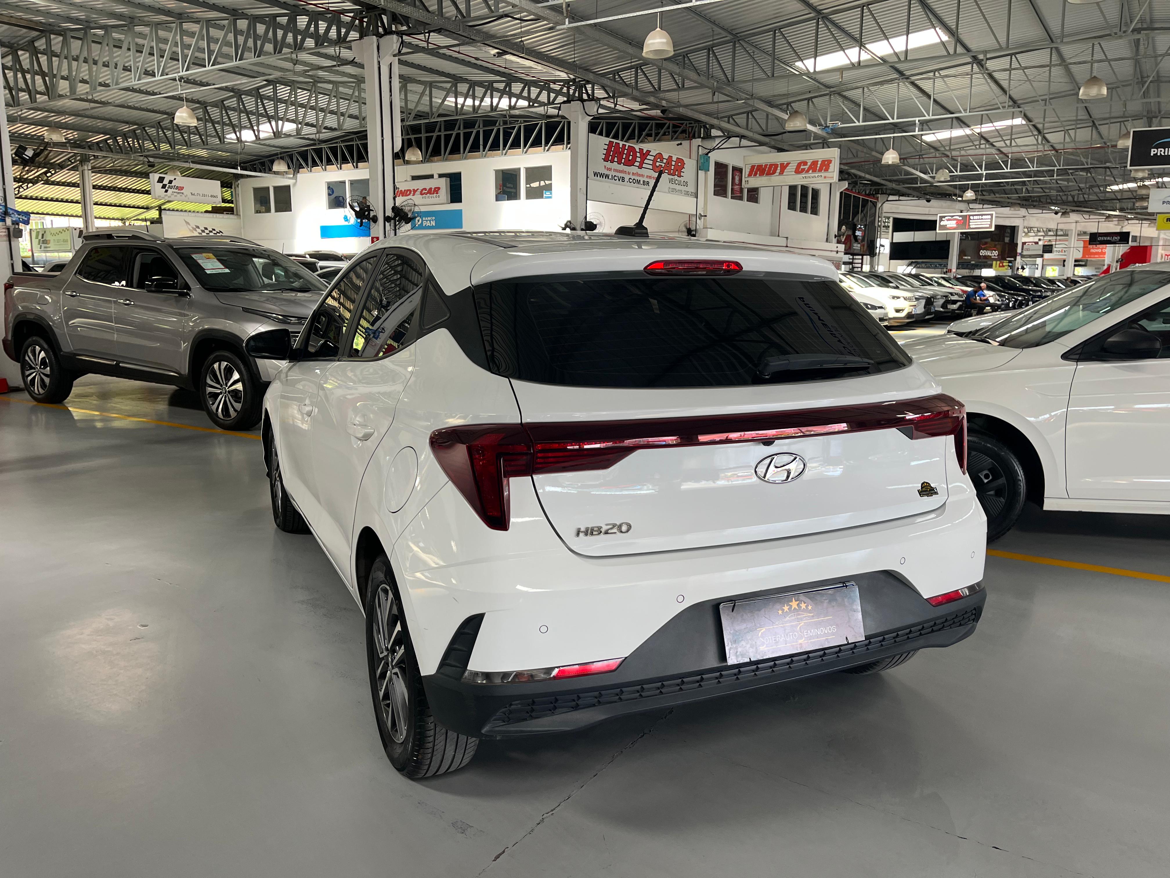 HYUNDAI HB20