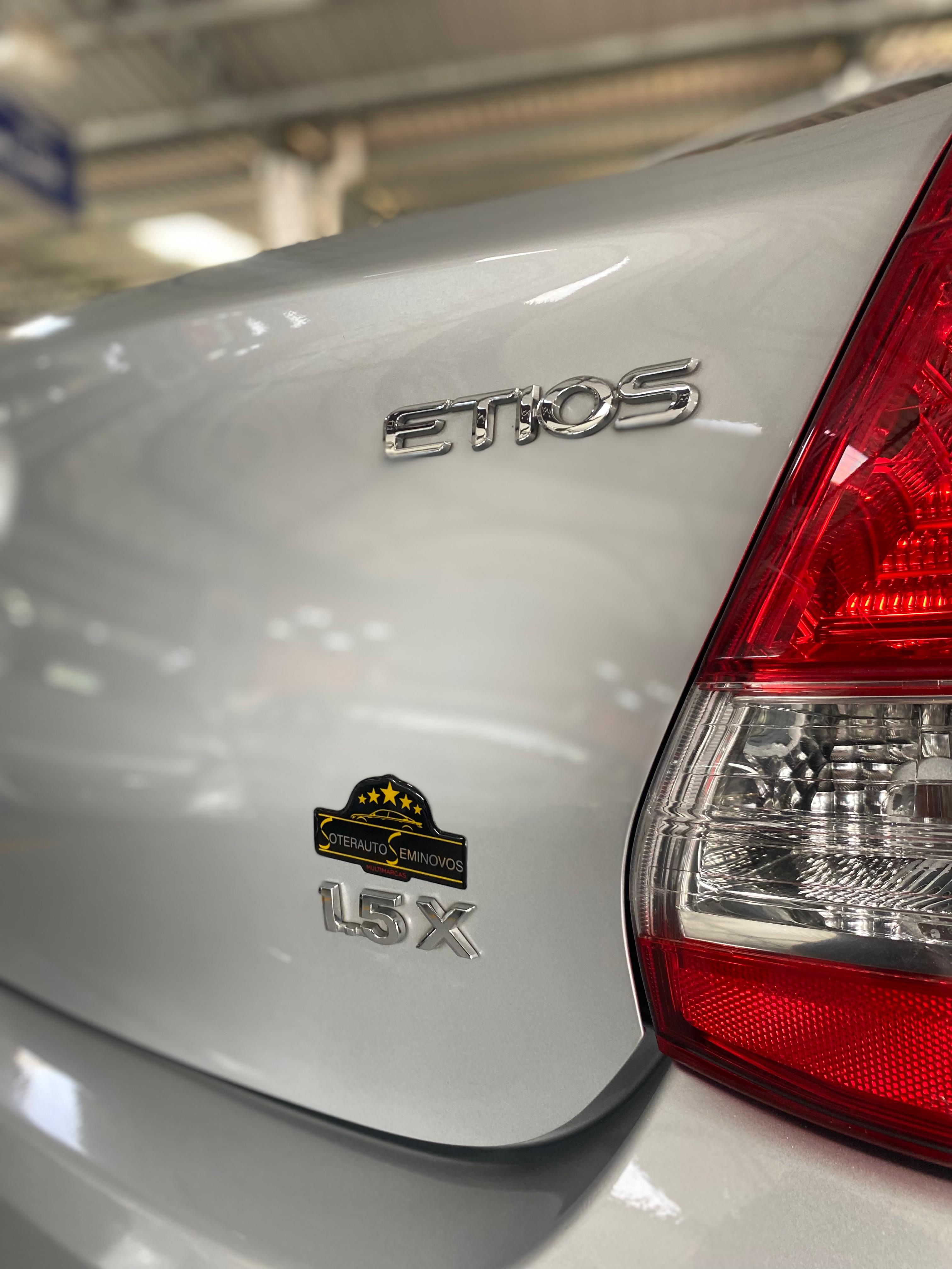 TOYOTA ETIOS