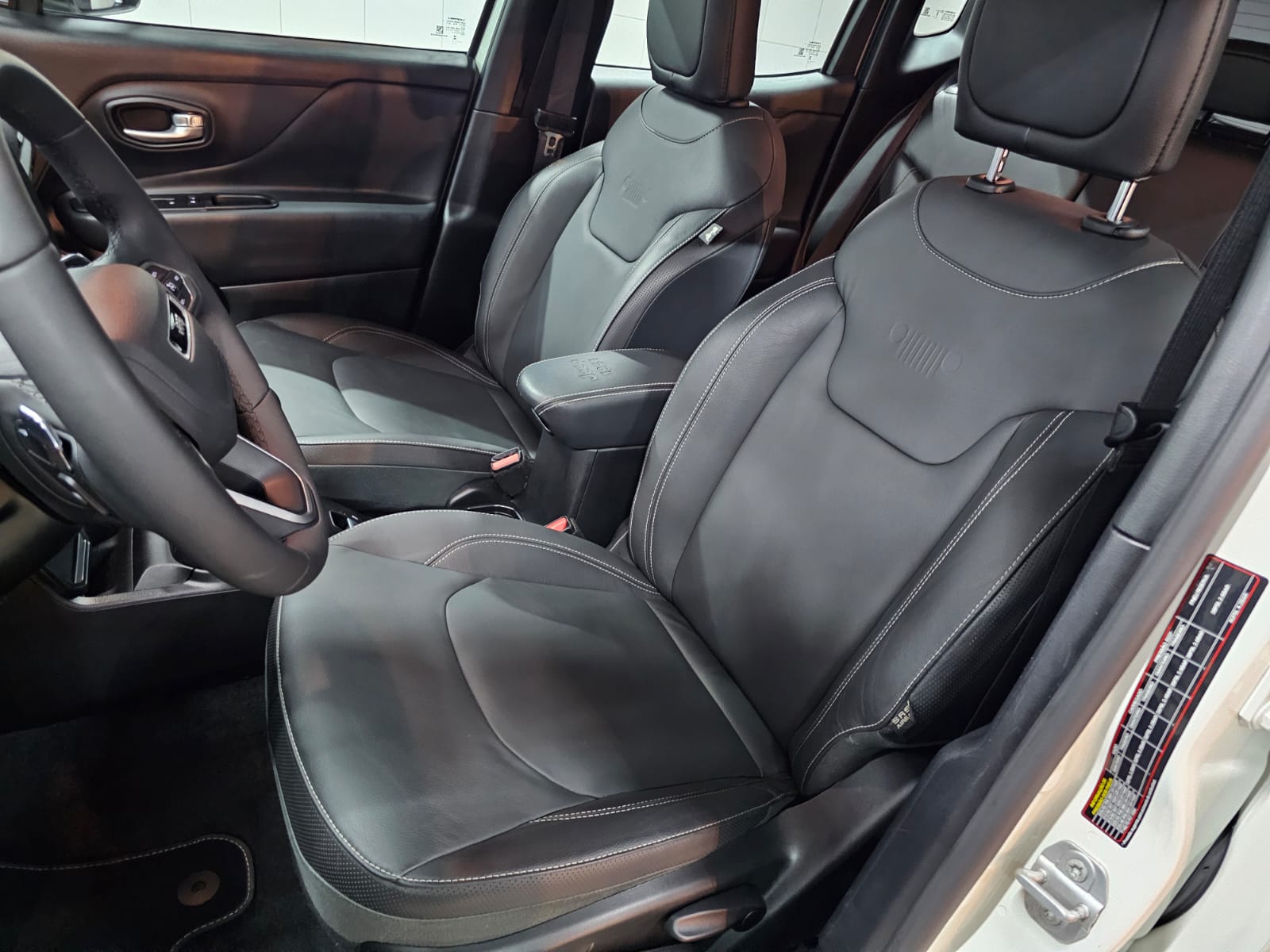 JEEP renegade lgtd t270