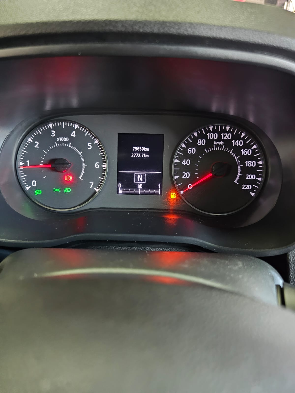 RENAULT duster iconic cvt