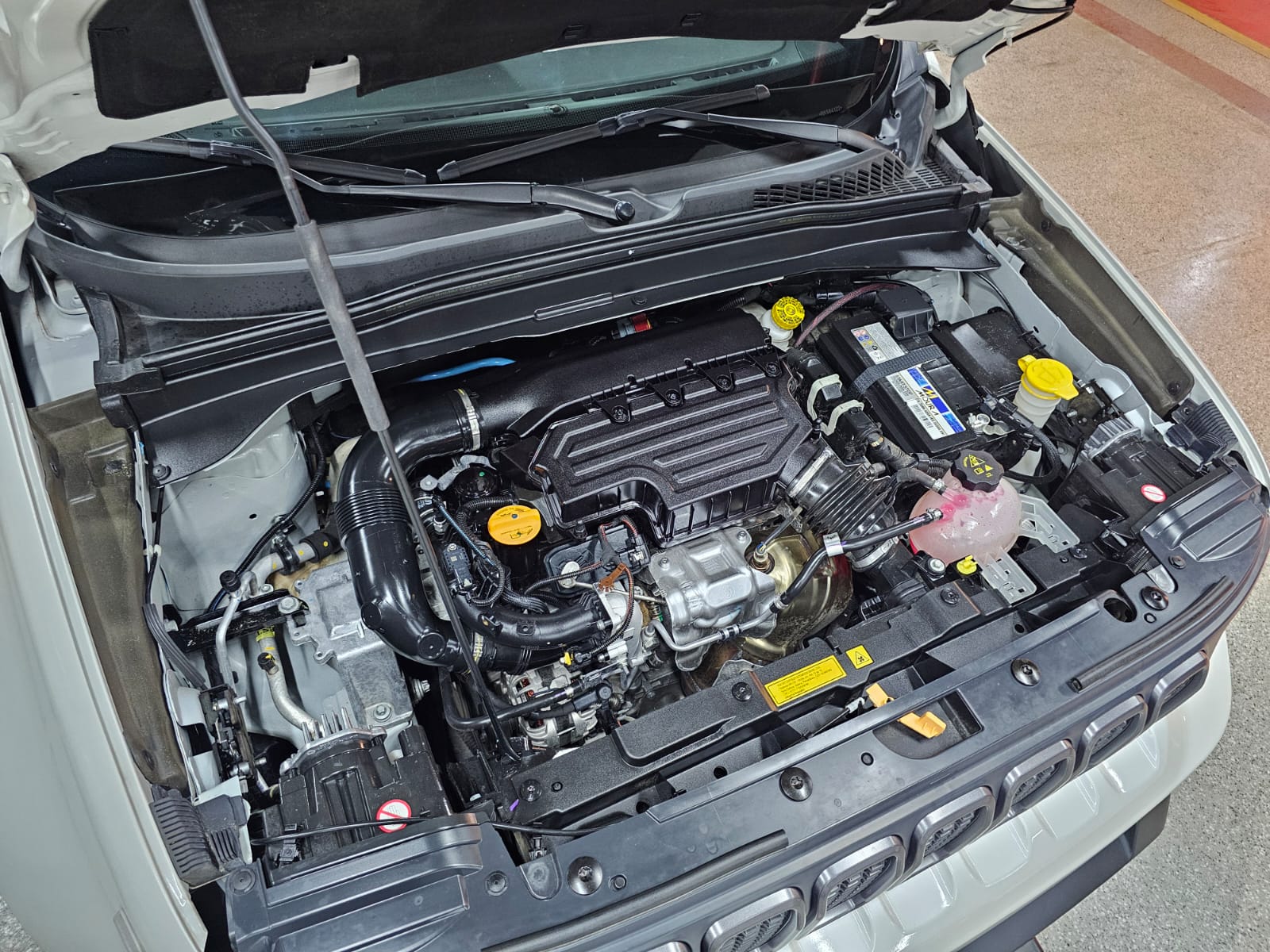 JEEP renegade lgtd t270
